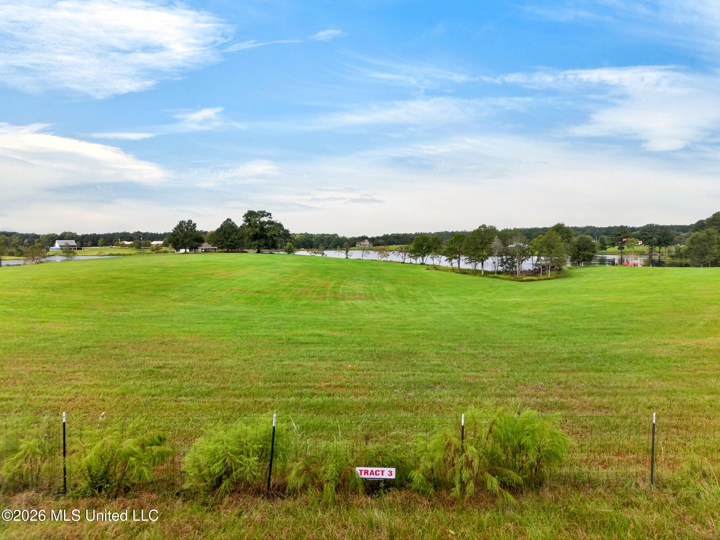 El Shaddai Road Property Photo 1