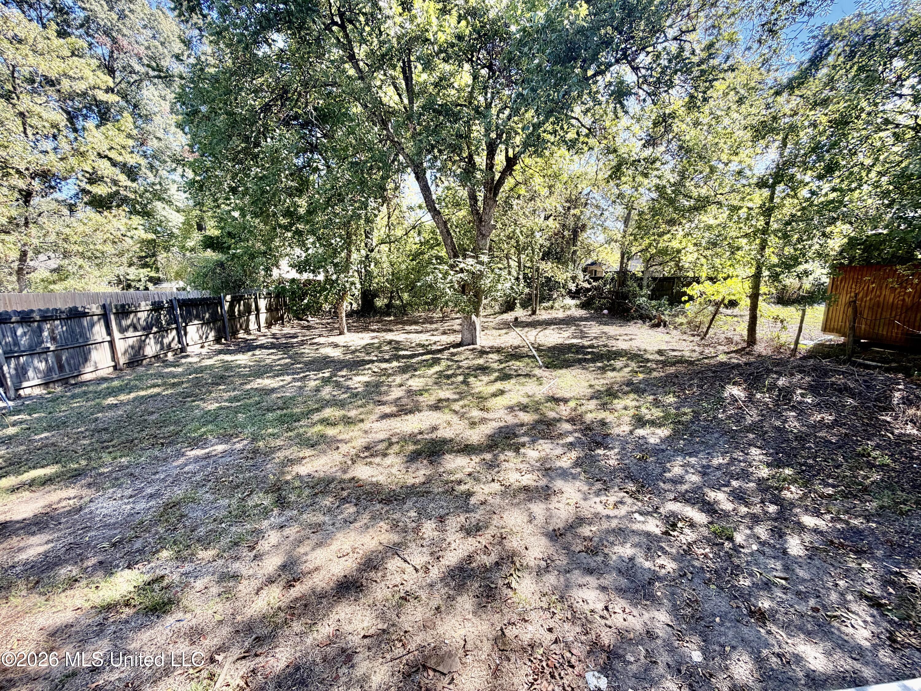 208 N 1st Avenue Property Photo 11