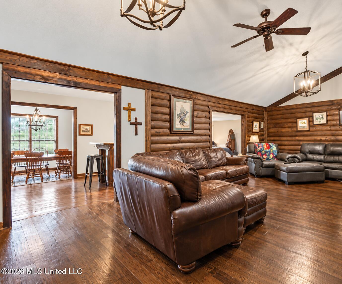 122 County Road 237 Property Photo 6