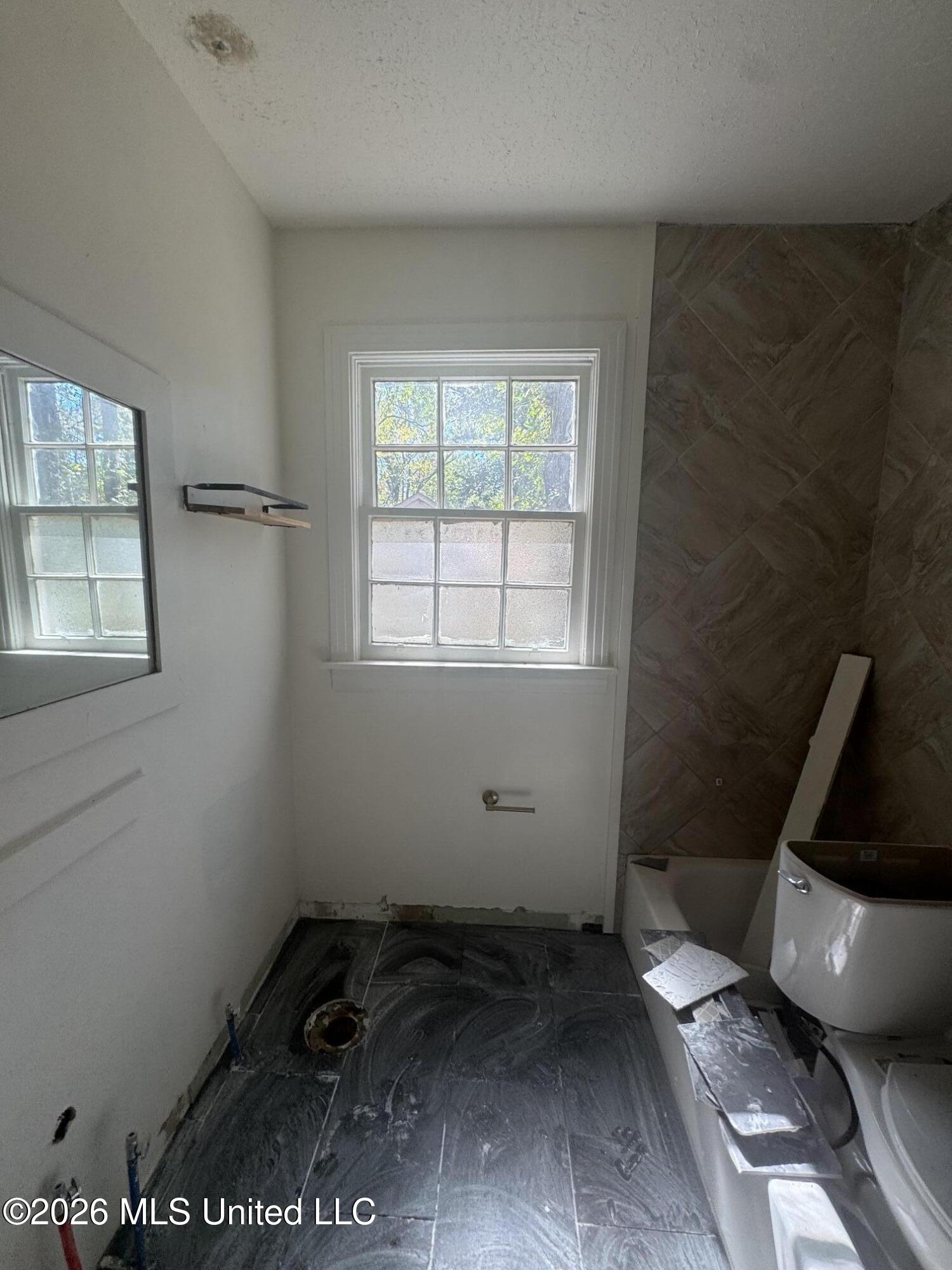 2111 East Drive Property Photo 18