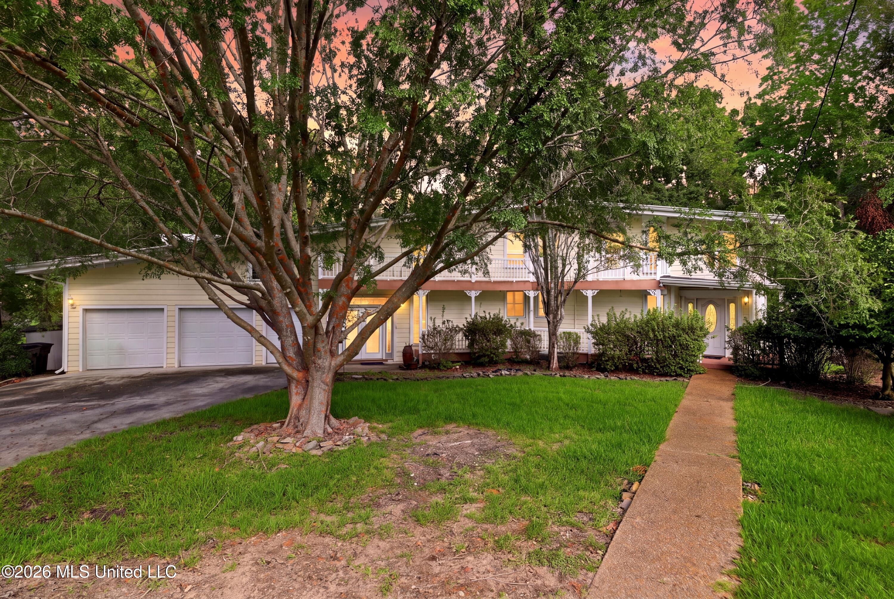 6518 Mauna Loa Court Property Photo 1