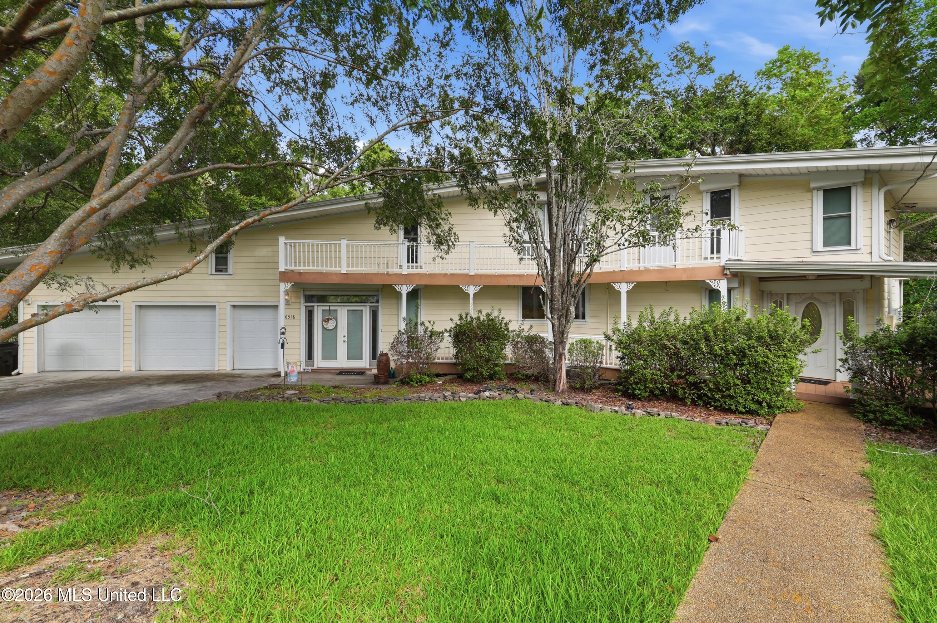 6518 Mauna Loa Court Property Photo 4