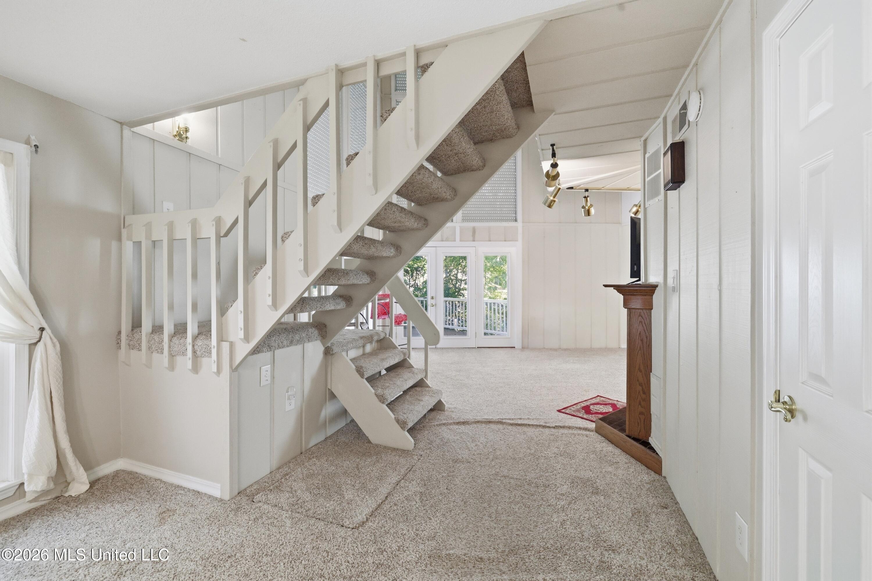 6518 Mauna Loa Court Property Photo 11