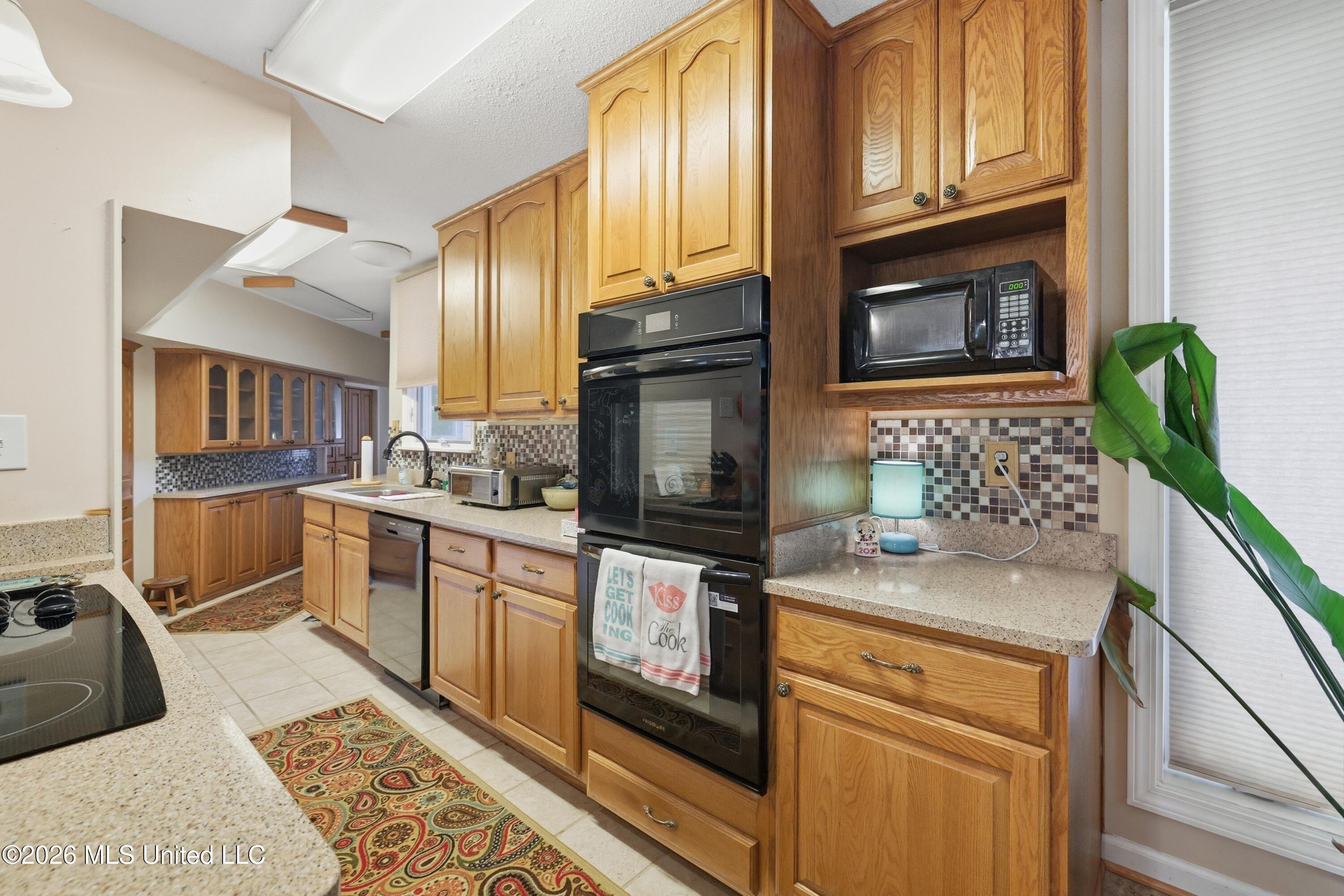 6518 Mauna Loa Court Property Photo 26