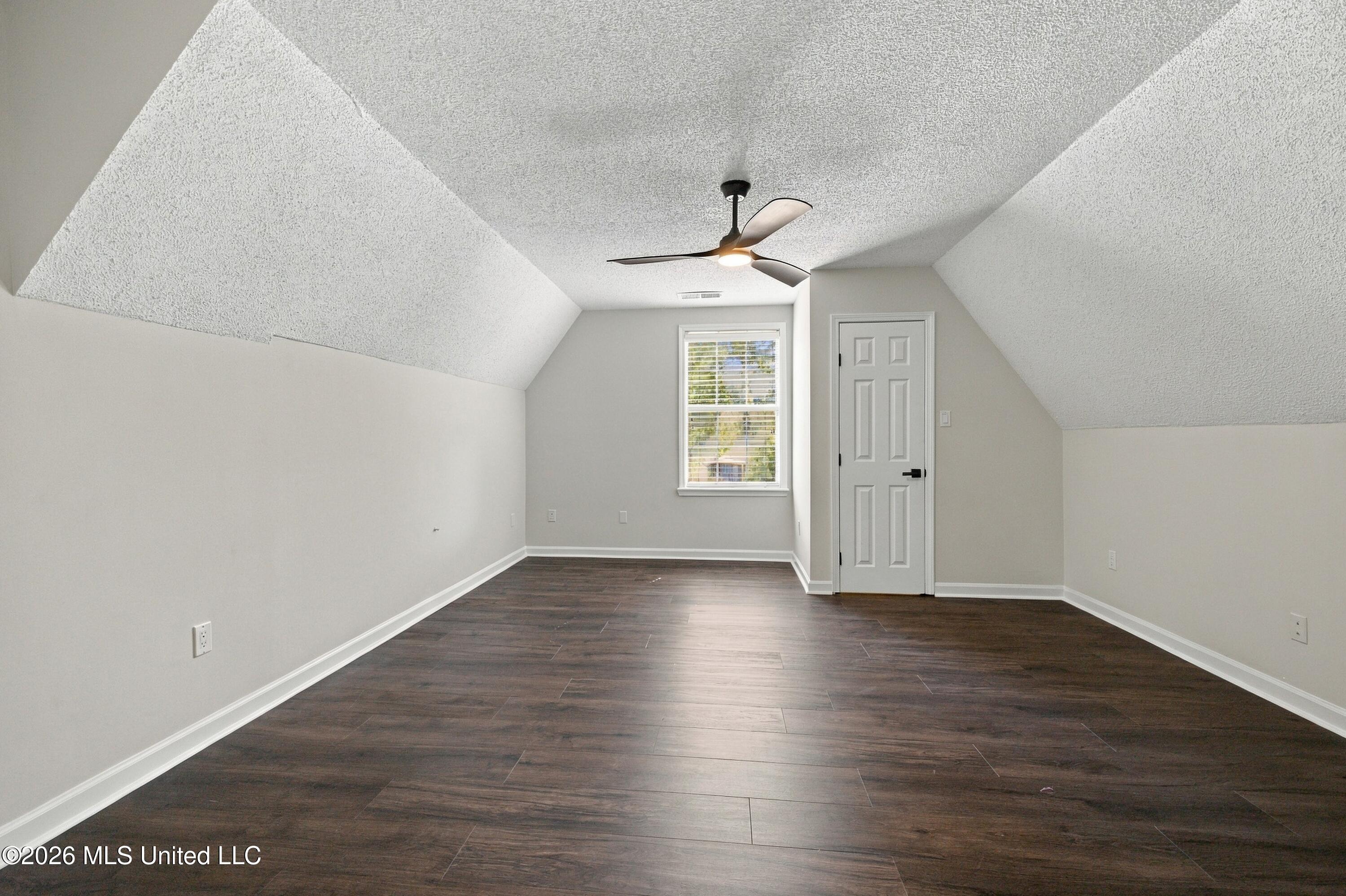 1655 Thousand Oaks Drive Property Photo 28