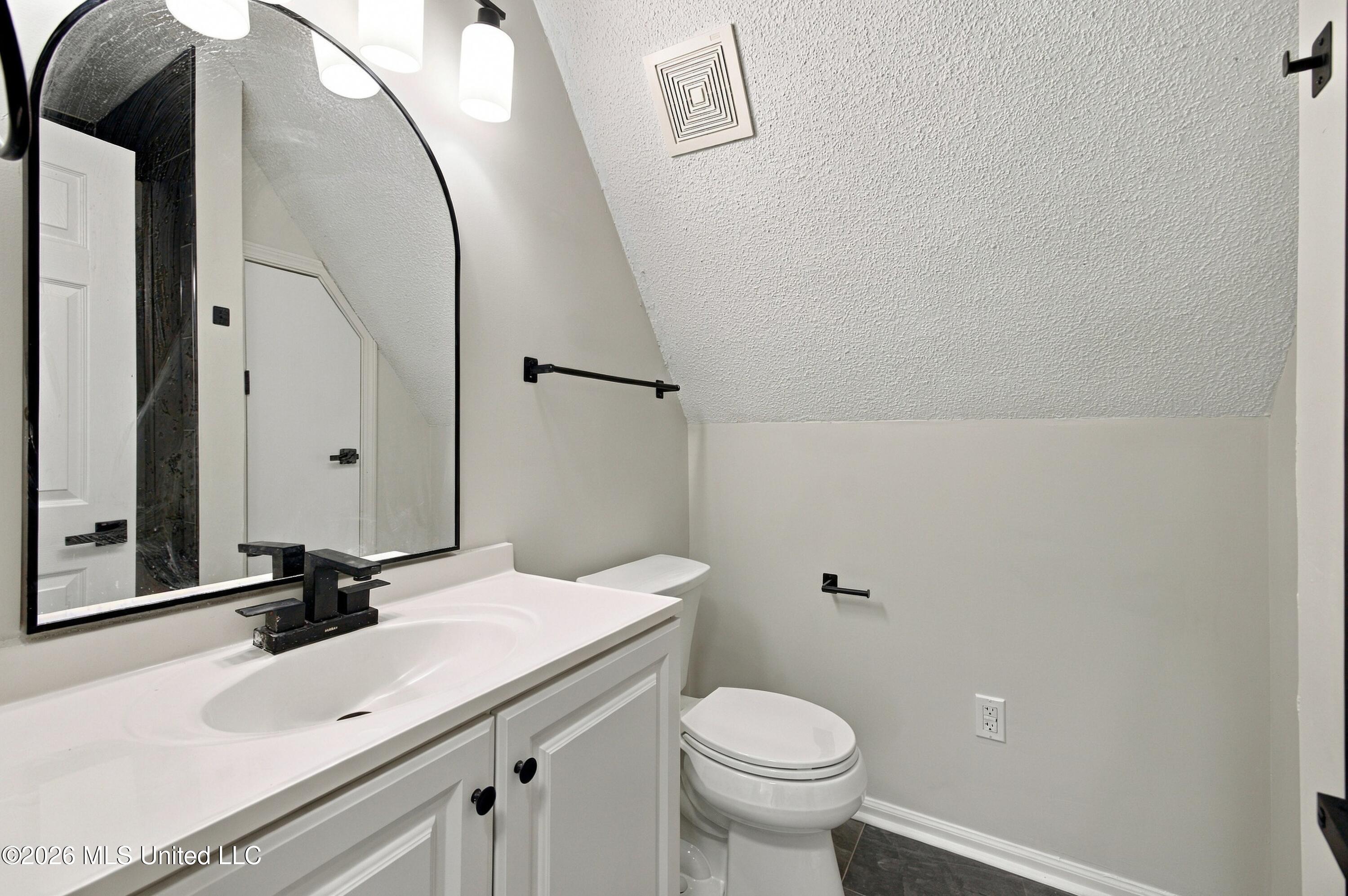 1655 Thousand Oaks Drive Property Photo 30