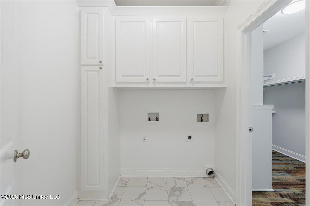 726 Sawgrass Lakes Drive Property Photo 22