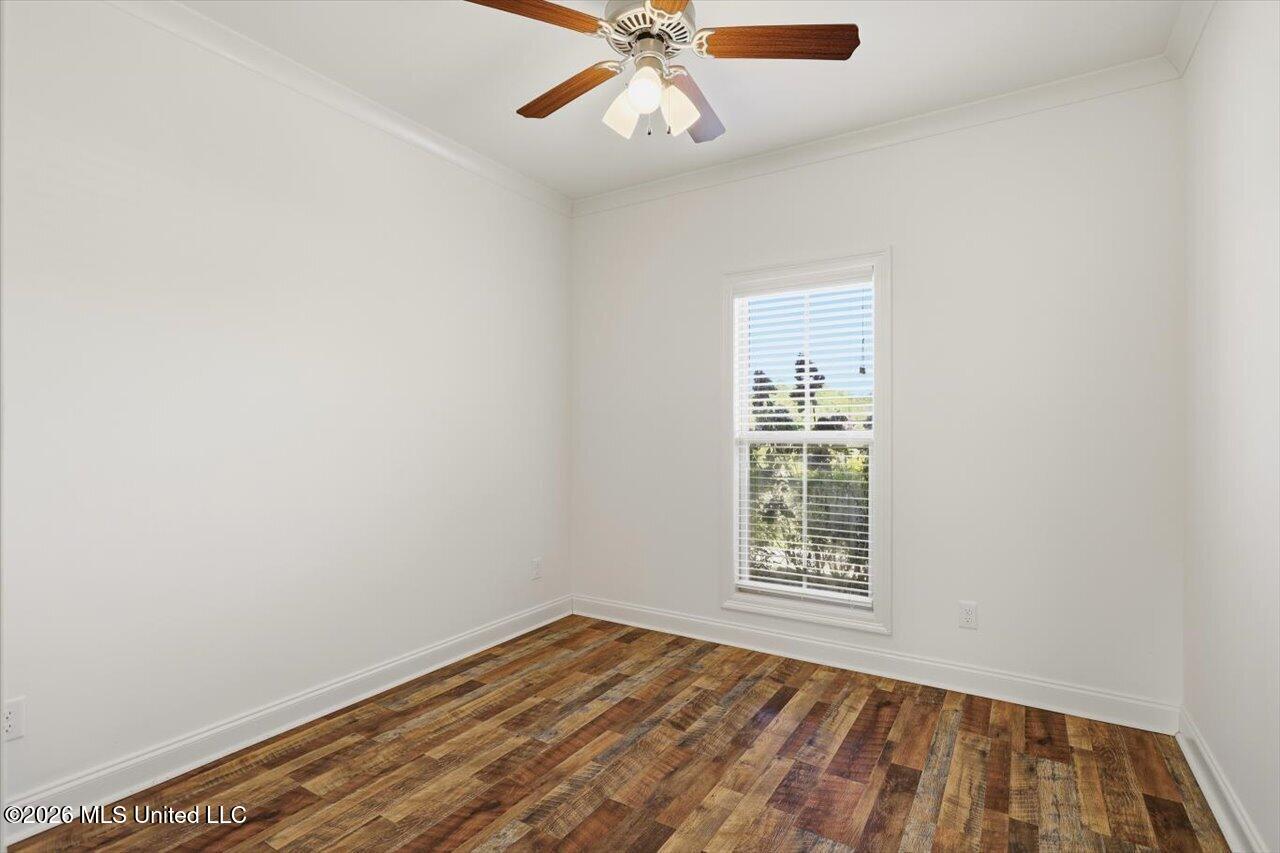 726 Sawgrass Lakes Drive Property Photo 25