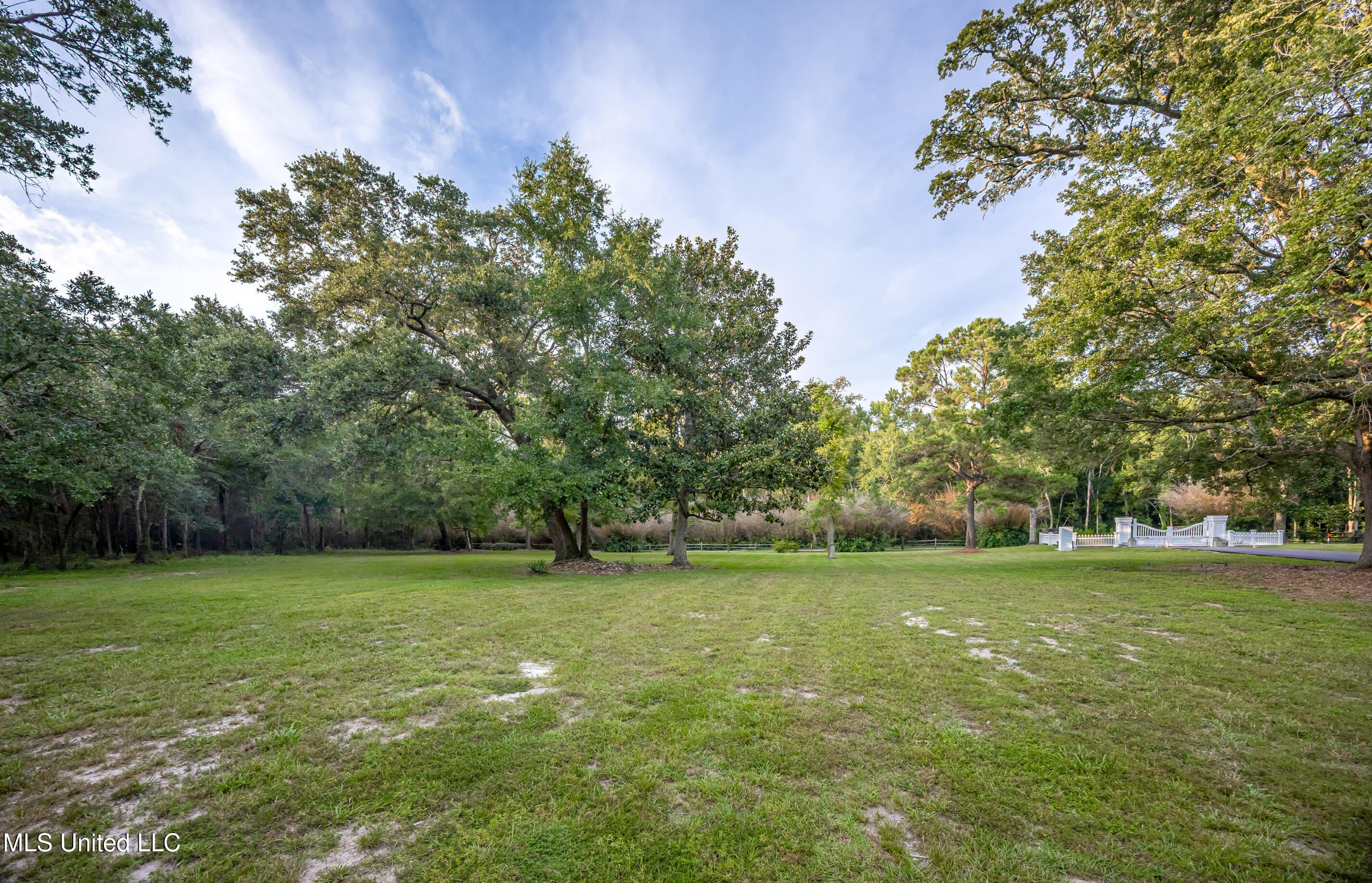 Lot 1 Pointe Aux Chenes Property Photo 5