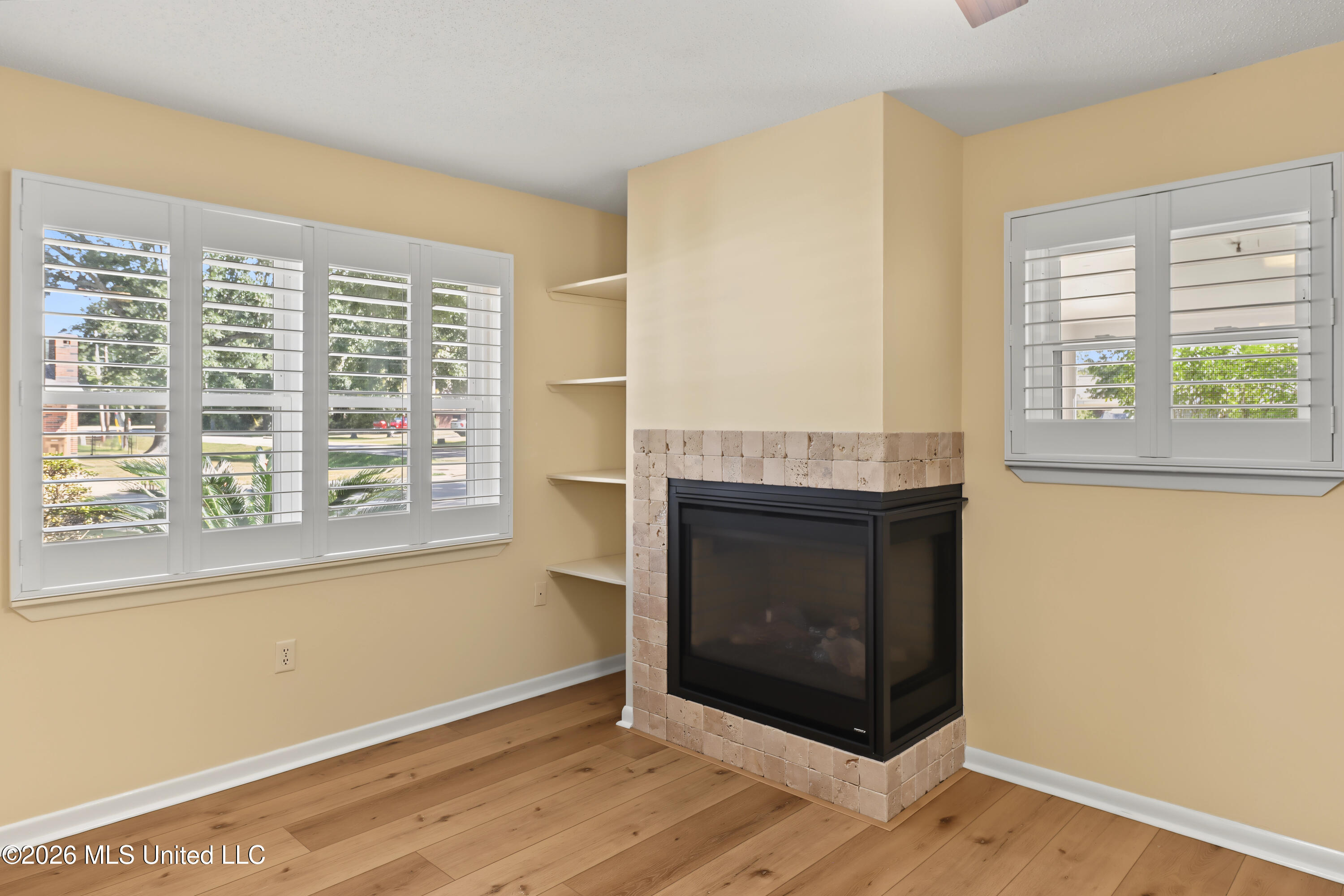 101 Alverado Drive Property Photo 5