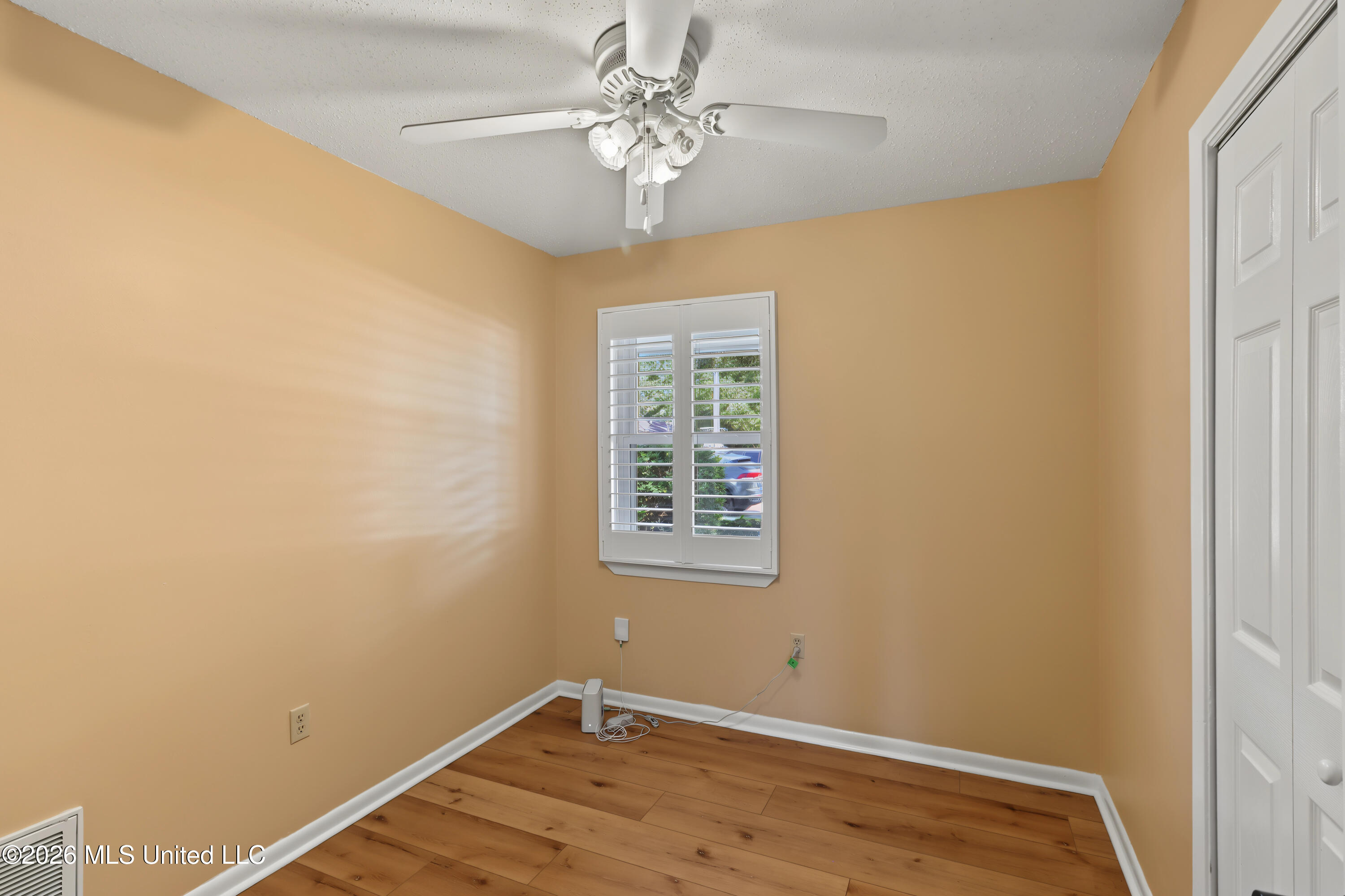 101 Alverado Drive Property Photo 13