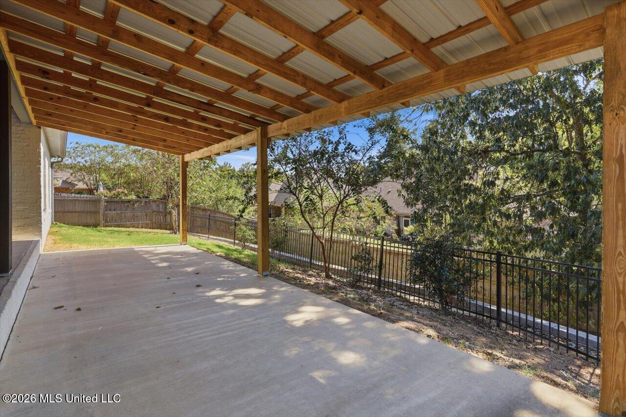 108 Vineyard Boulevard Property Photo 26
