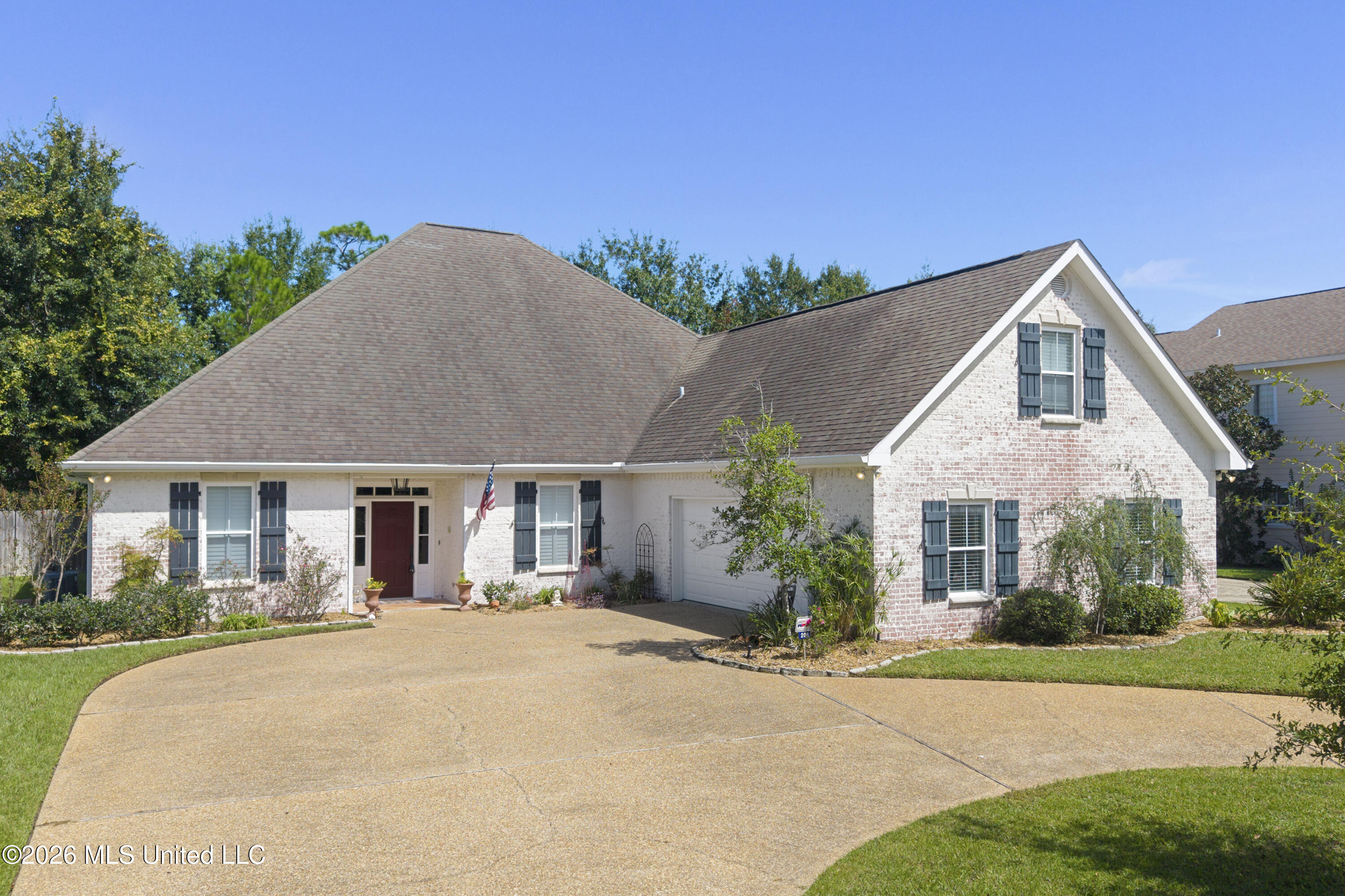208 Old Bay Lane Property Photo 1