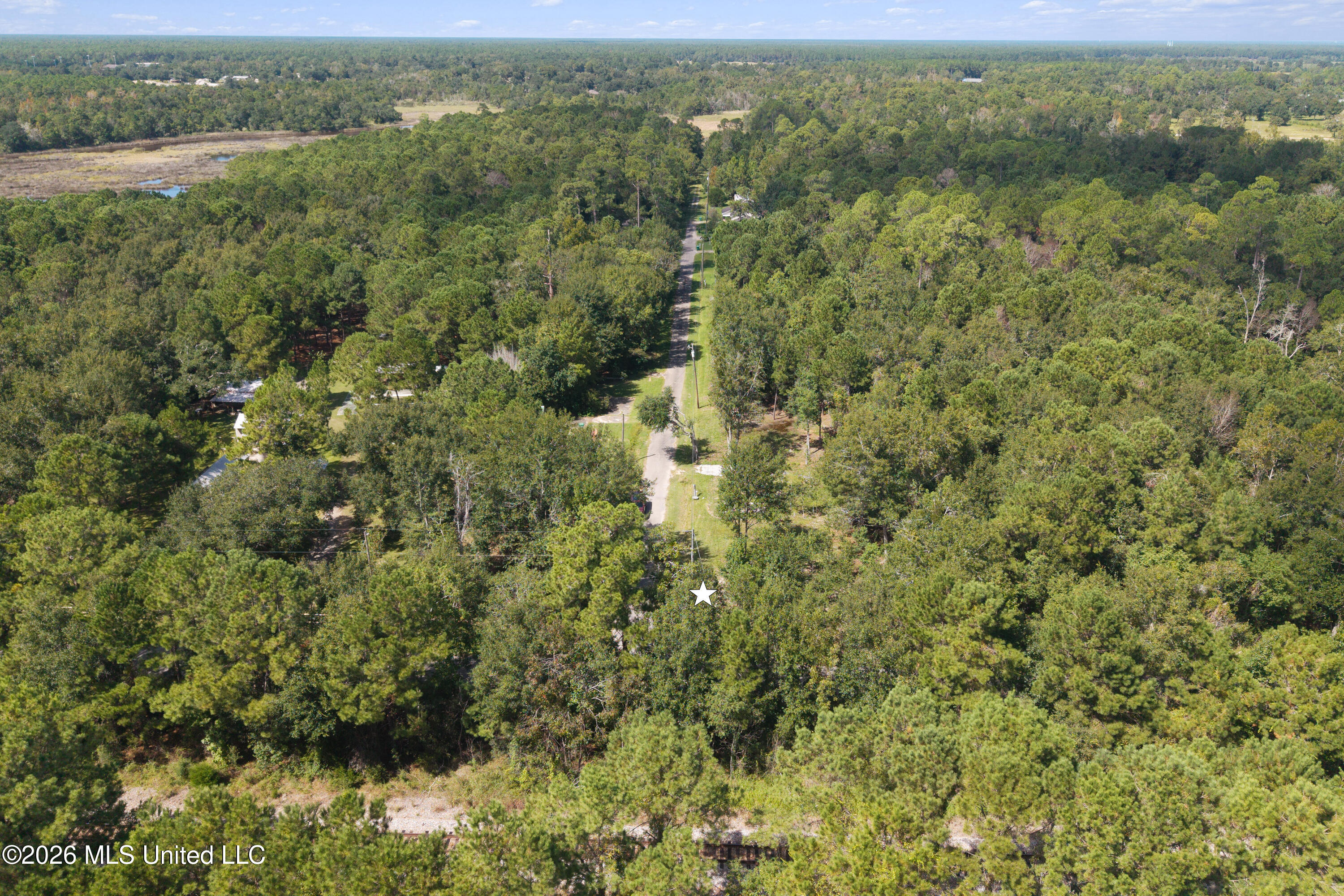 5030 Evelyn Place Property Photo 9
