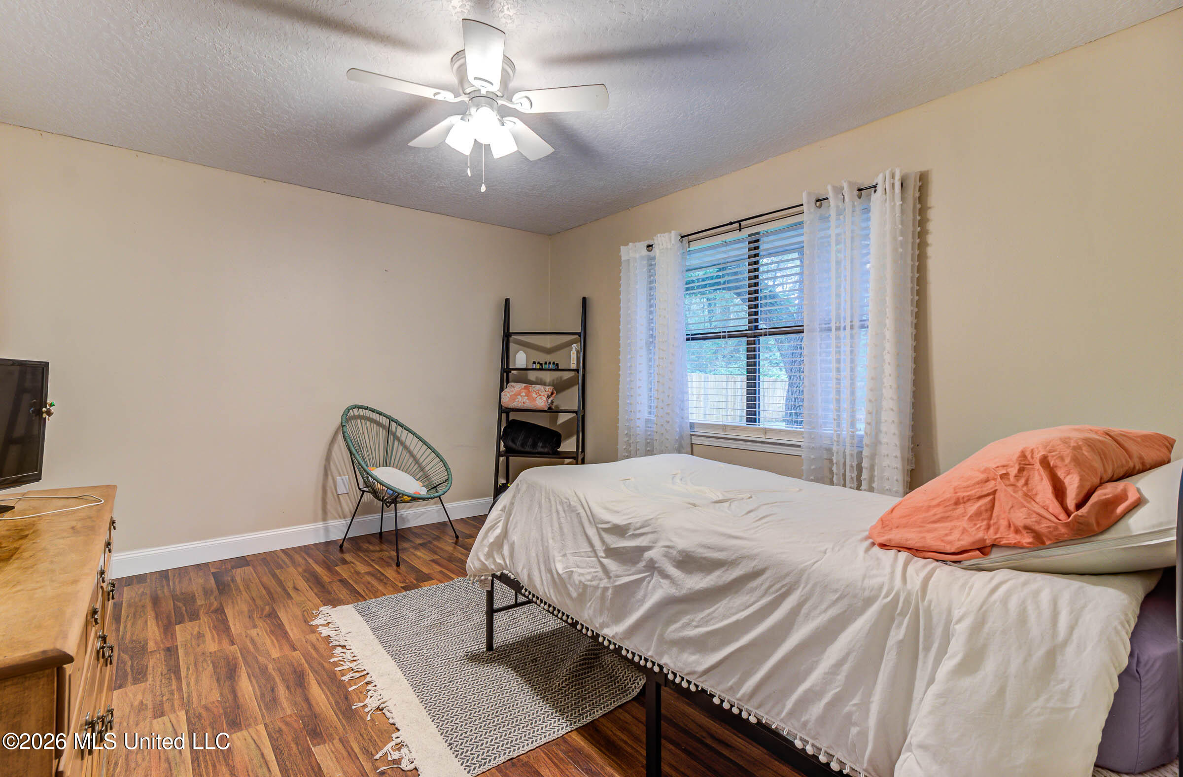 8200 Butler Road Property Photo 32