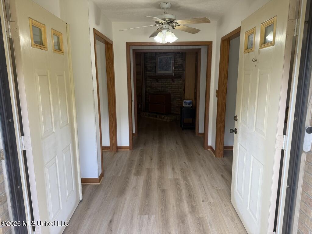 1077 Evergreen Road Property Photo 6