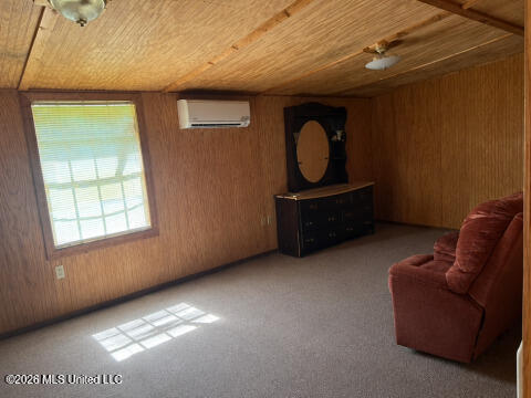 1077 Evergreen Road Property Photo 31