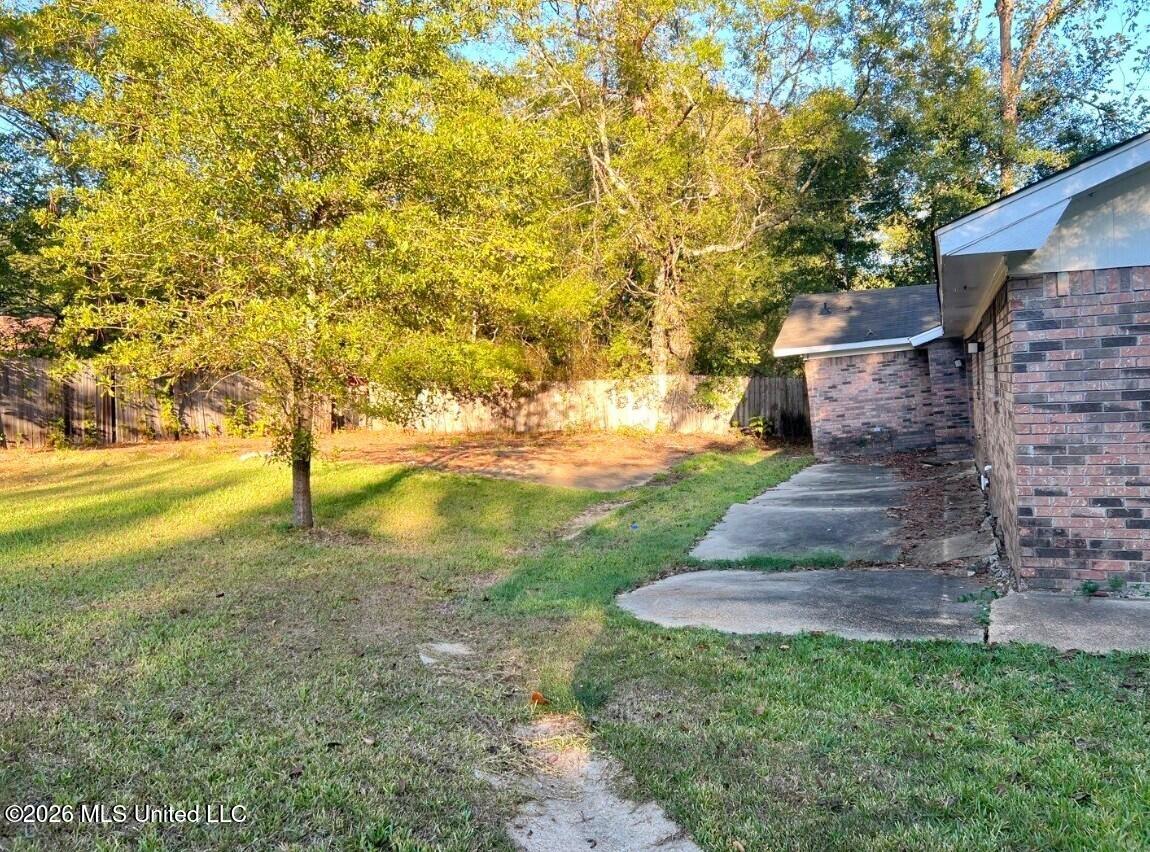946 N Valley Falls Road Property Photo 11