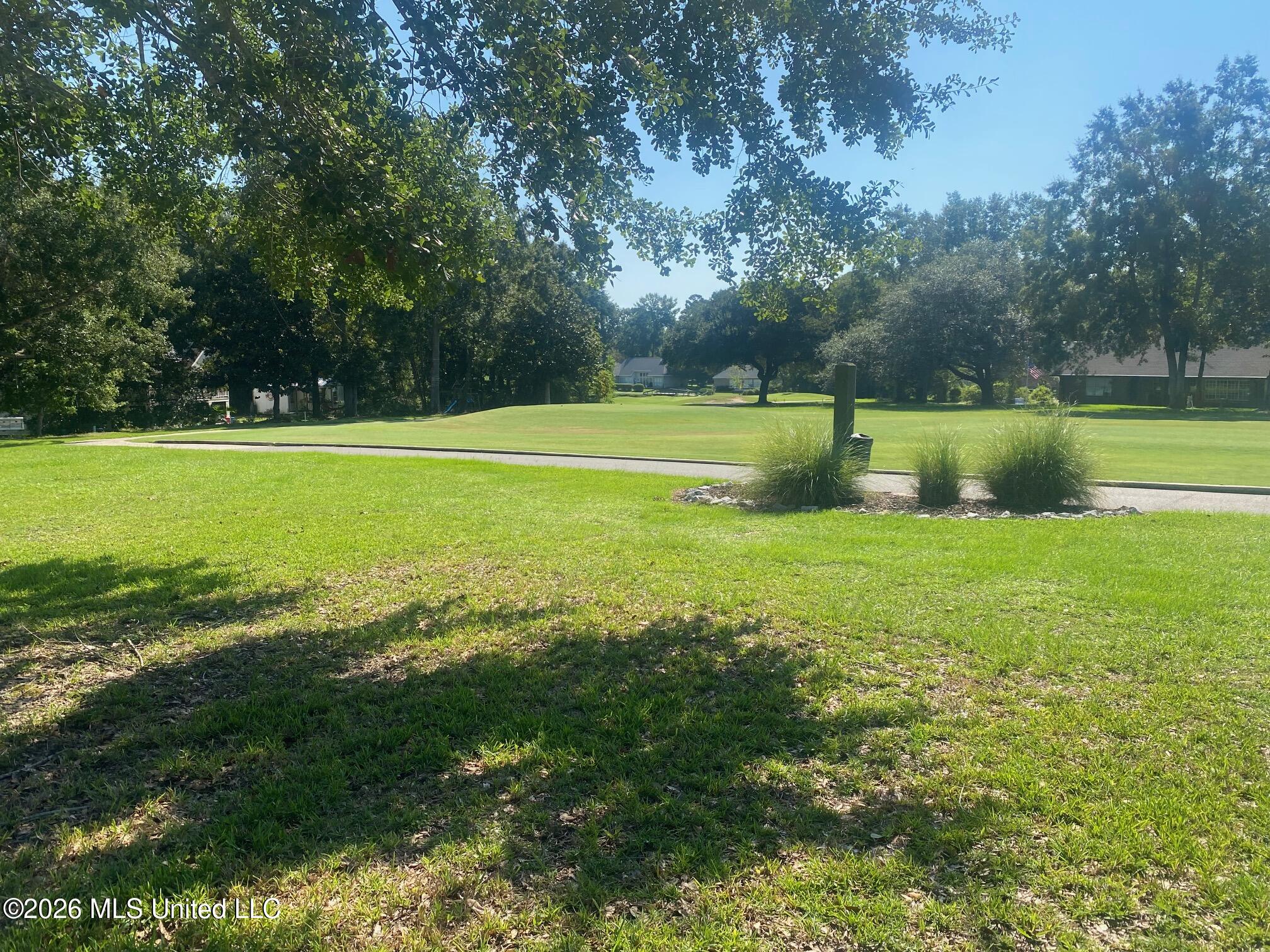 147 Lakeside Villa Property Photo 2