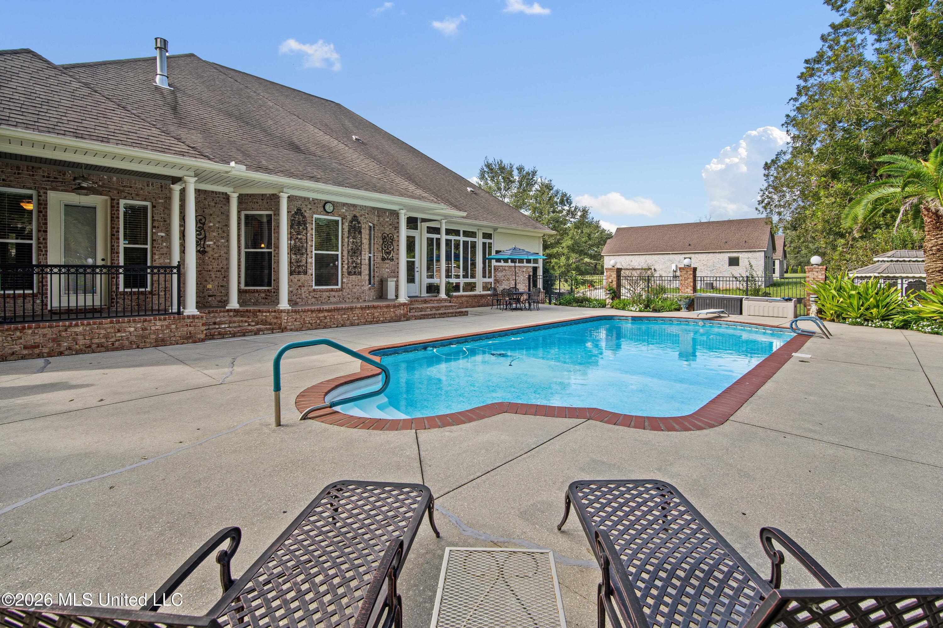 12550 Bell Creek Drive Property Photo 46