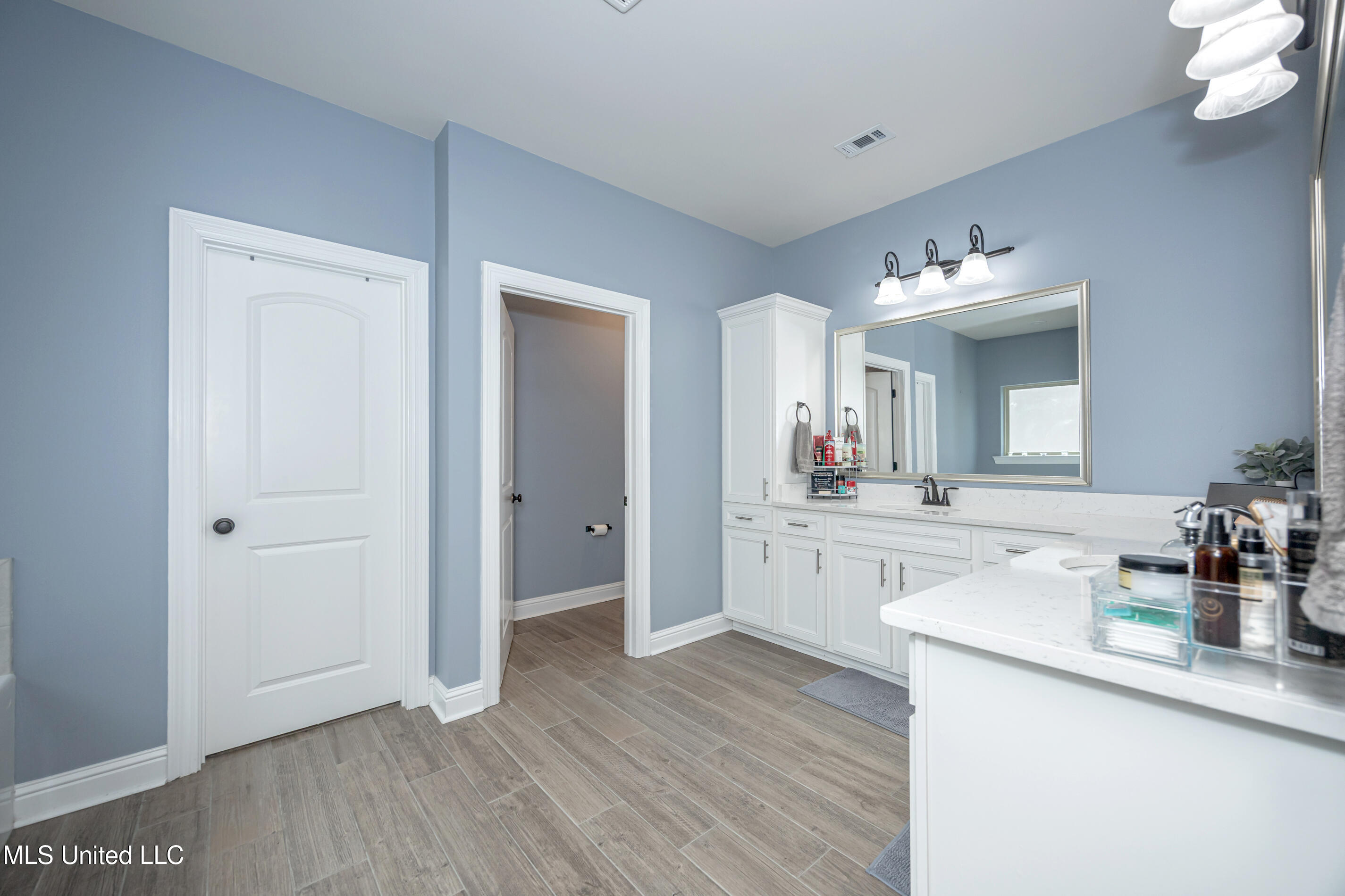 9387 Taylor Place Property Photo 33