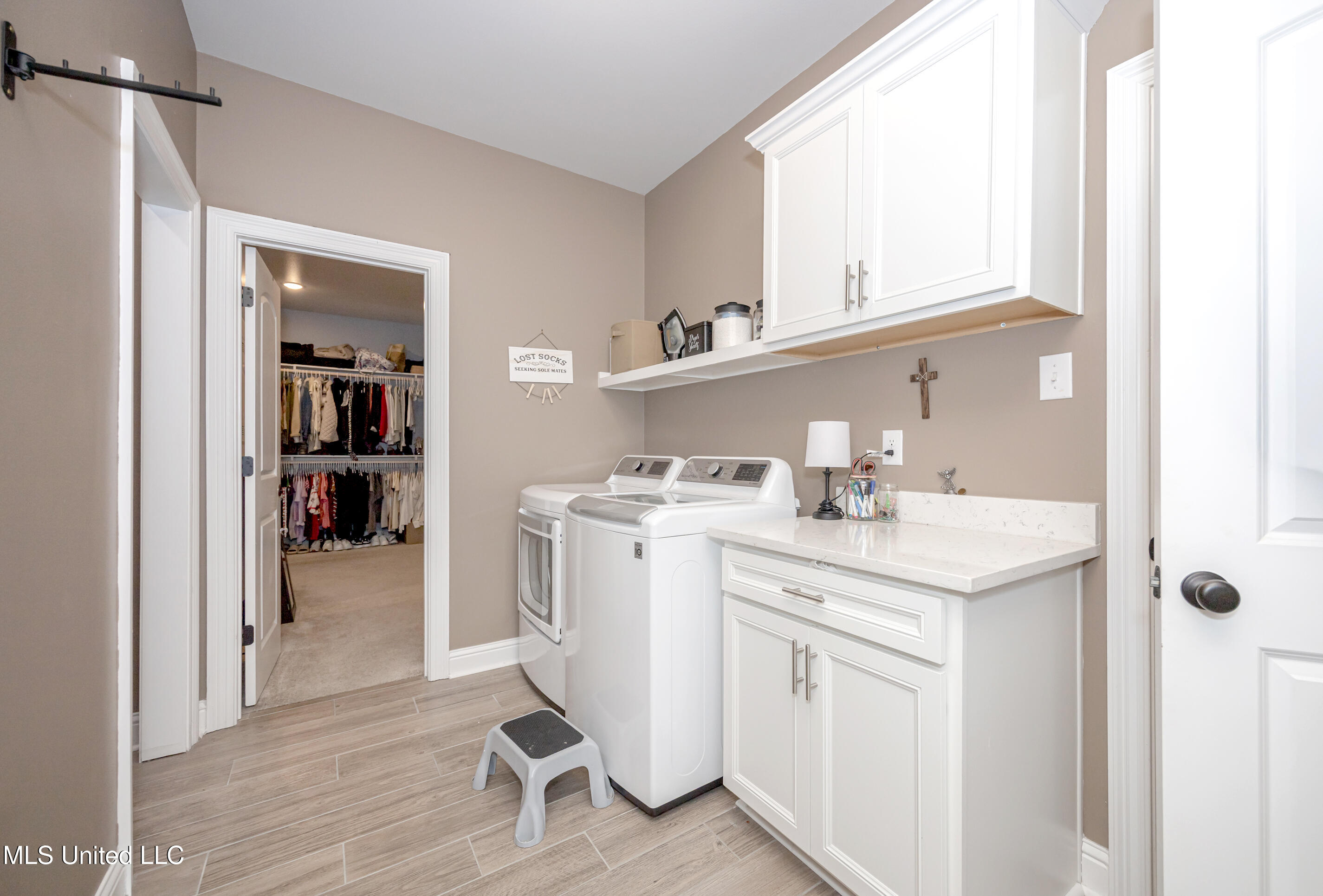 9387 Taylor Place Property Photo 42