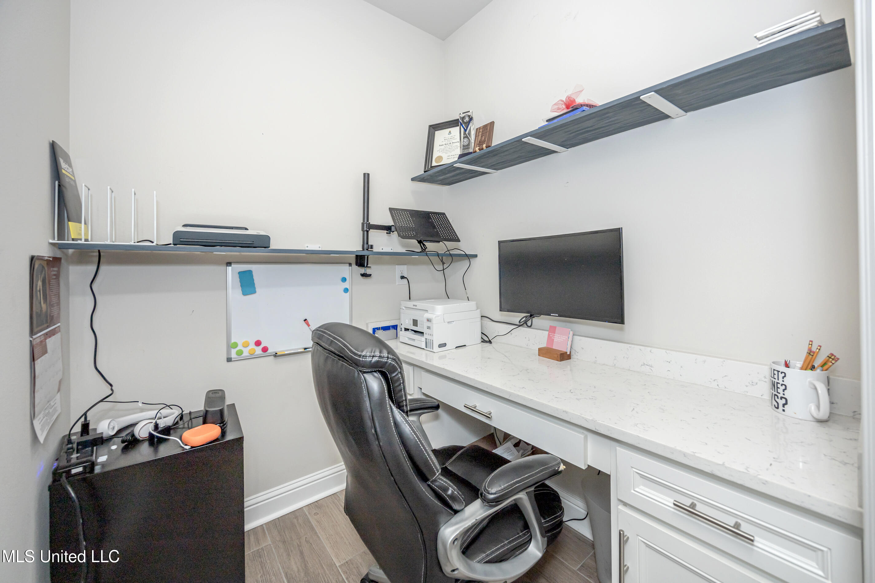 9387 Taylor Place Property Photo 45