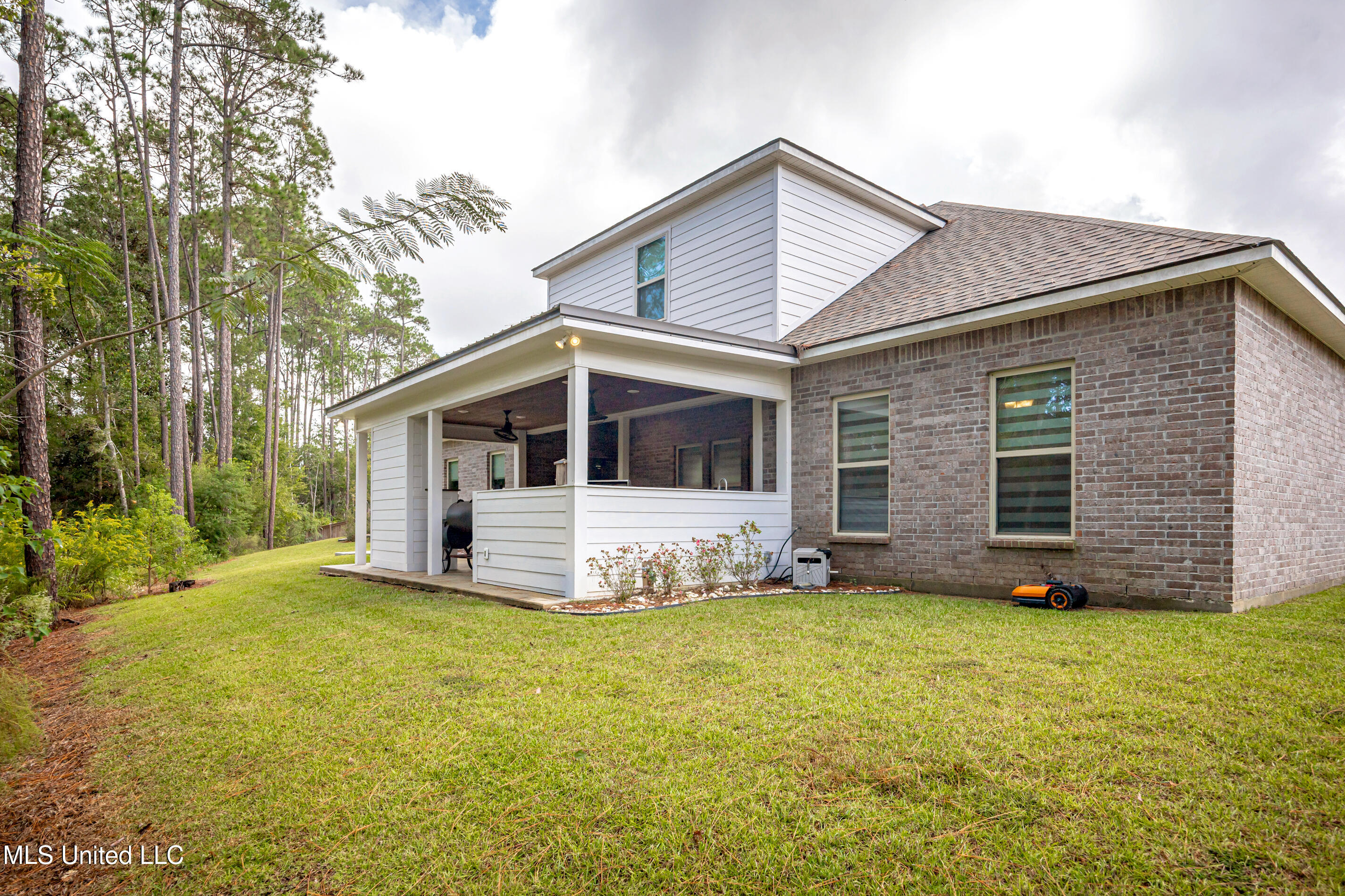 9387 Taylor Place Property Photo 71