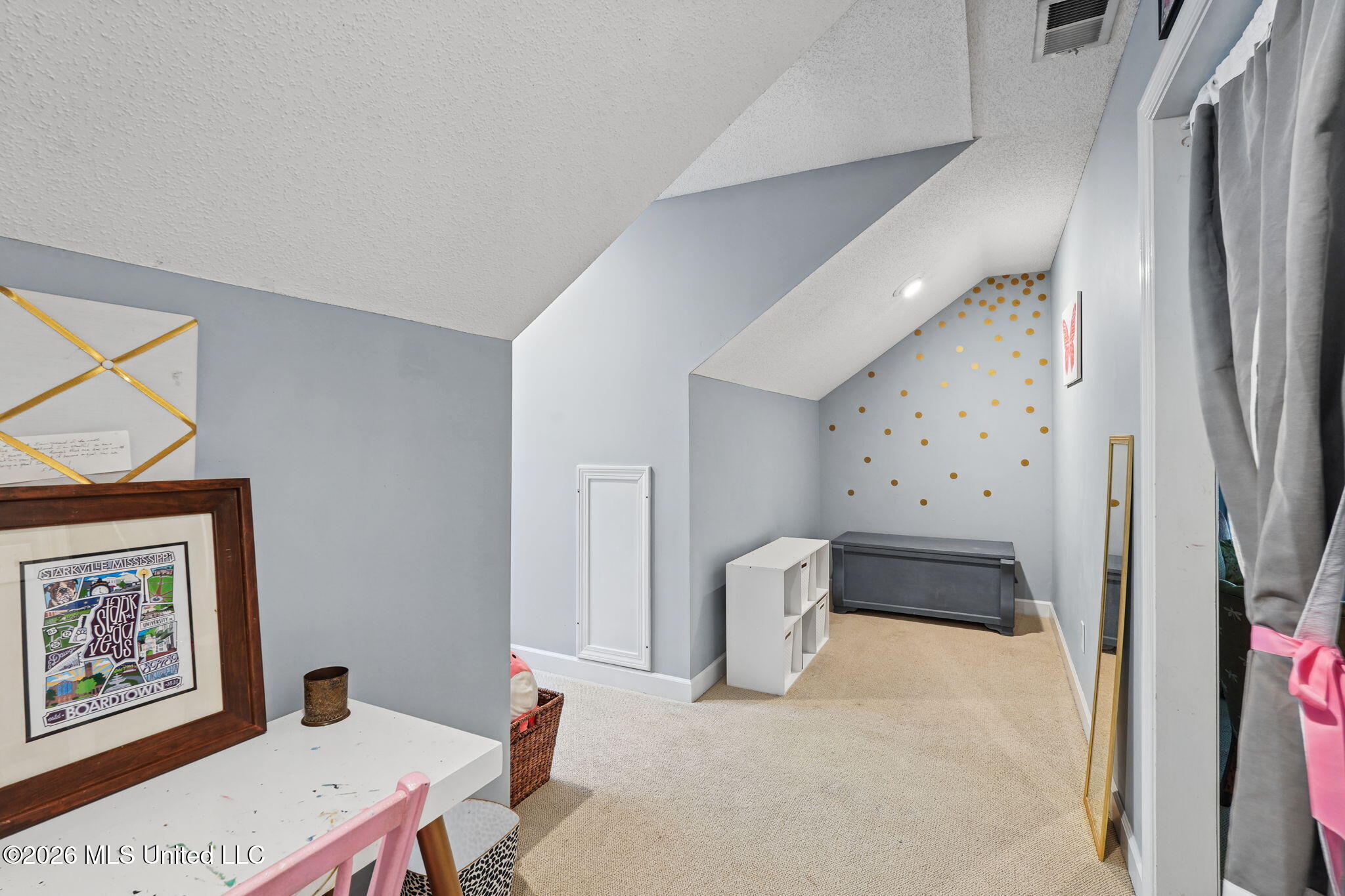 6716 Hunters Glen Property Photo 31