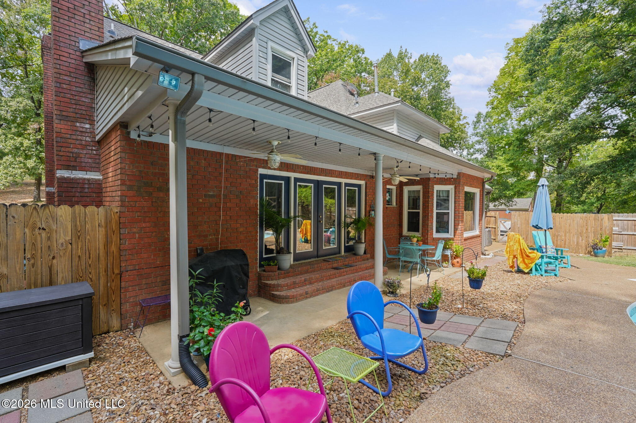 6716 Hunters Glen Property Photo 41