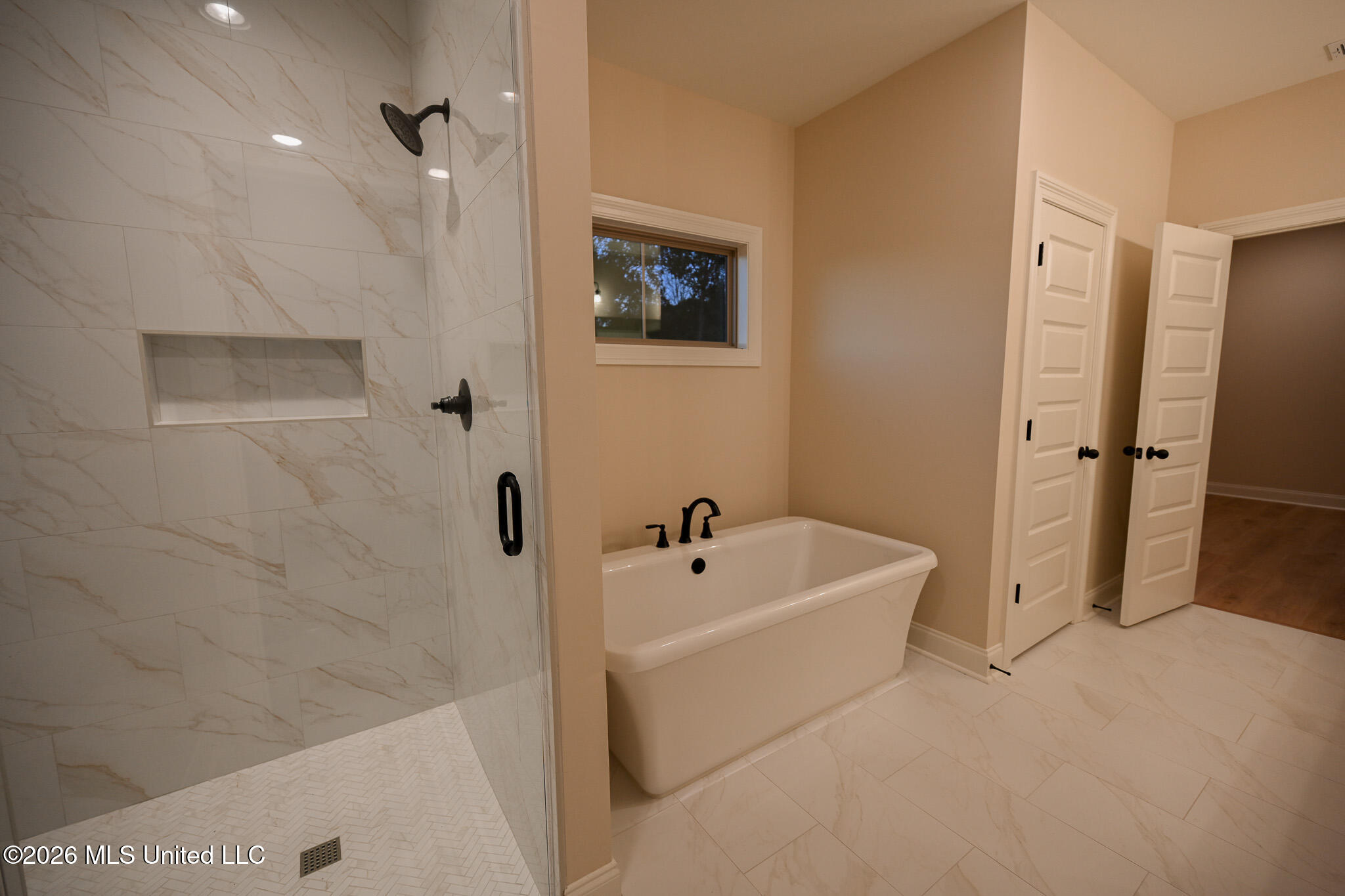 2960 Molly Cove Property Photo 19