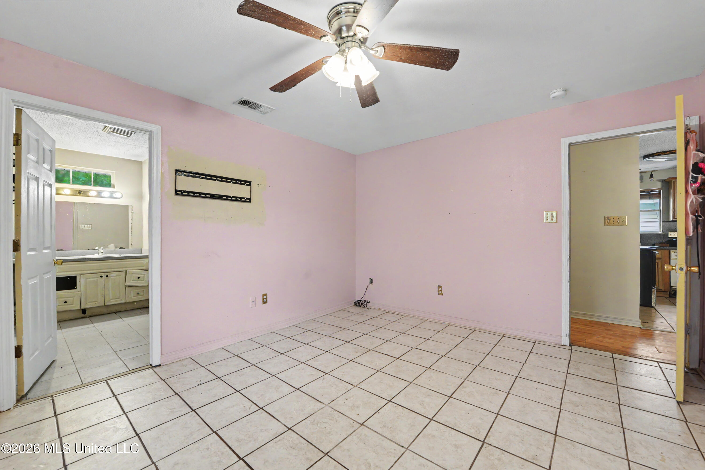 717 24th Street Property Photo 17