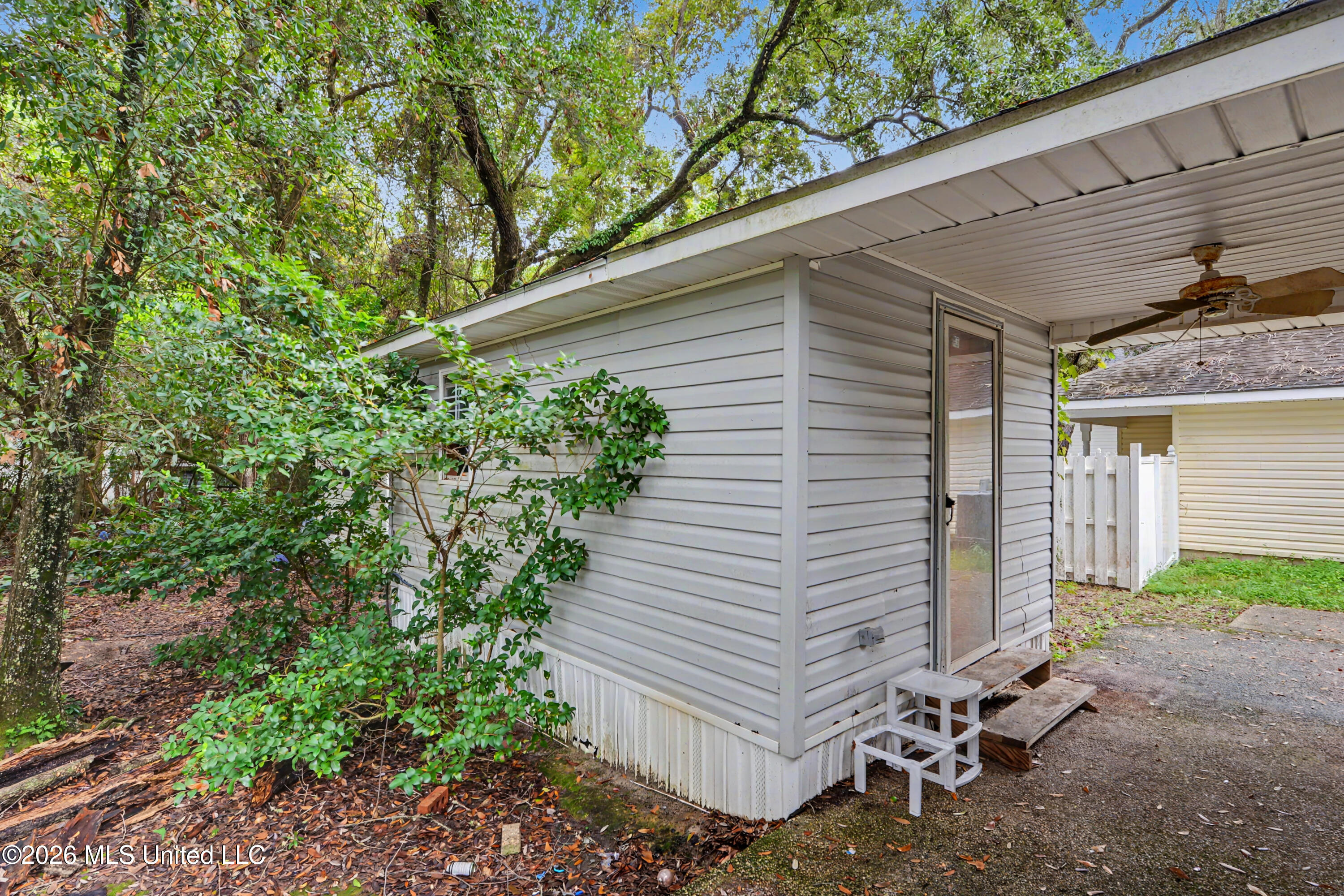 717 24th Street Property Photo 23