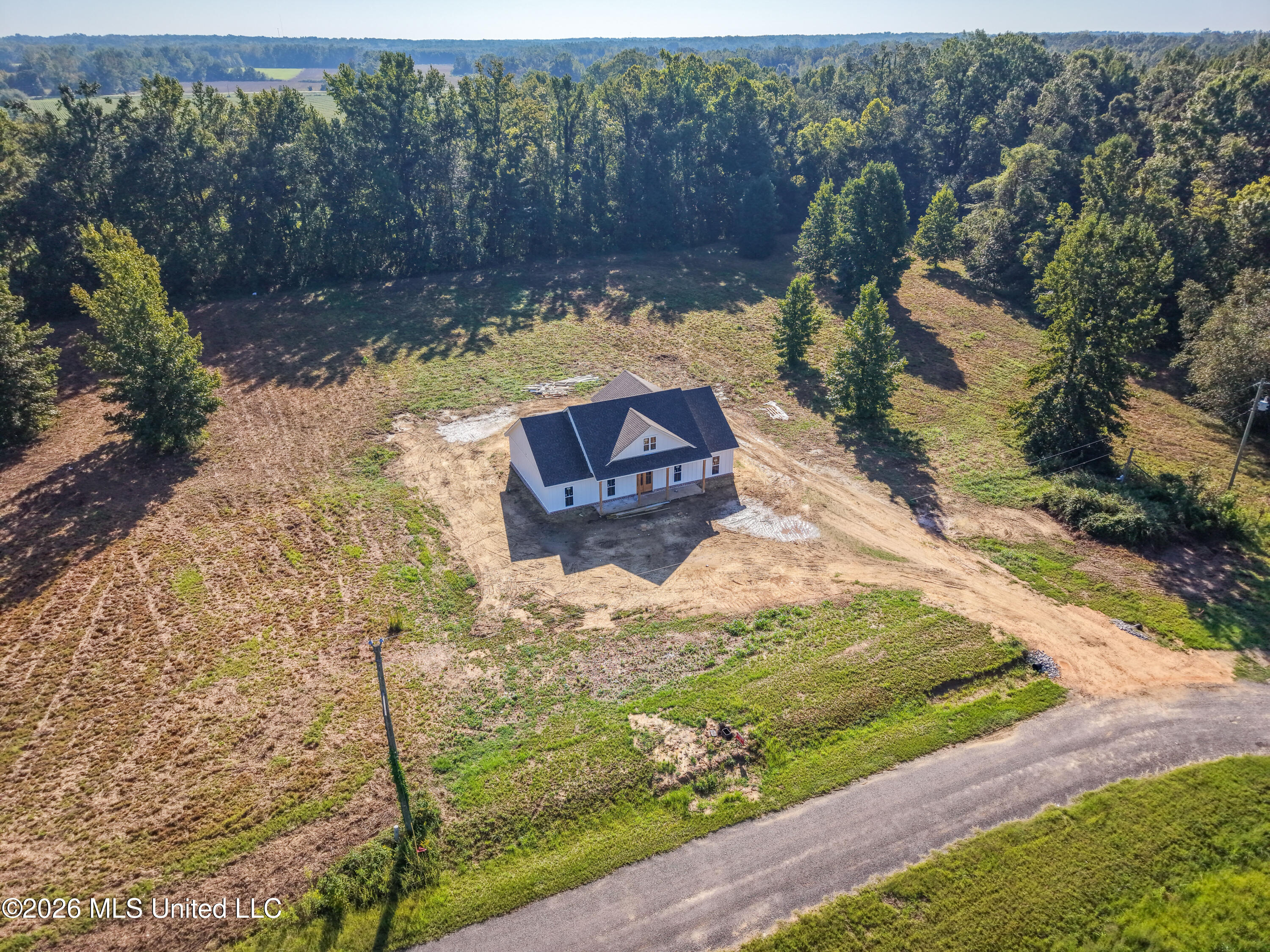 693 Katherine Trail Property Photo 2