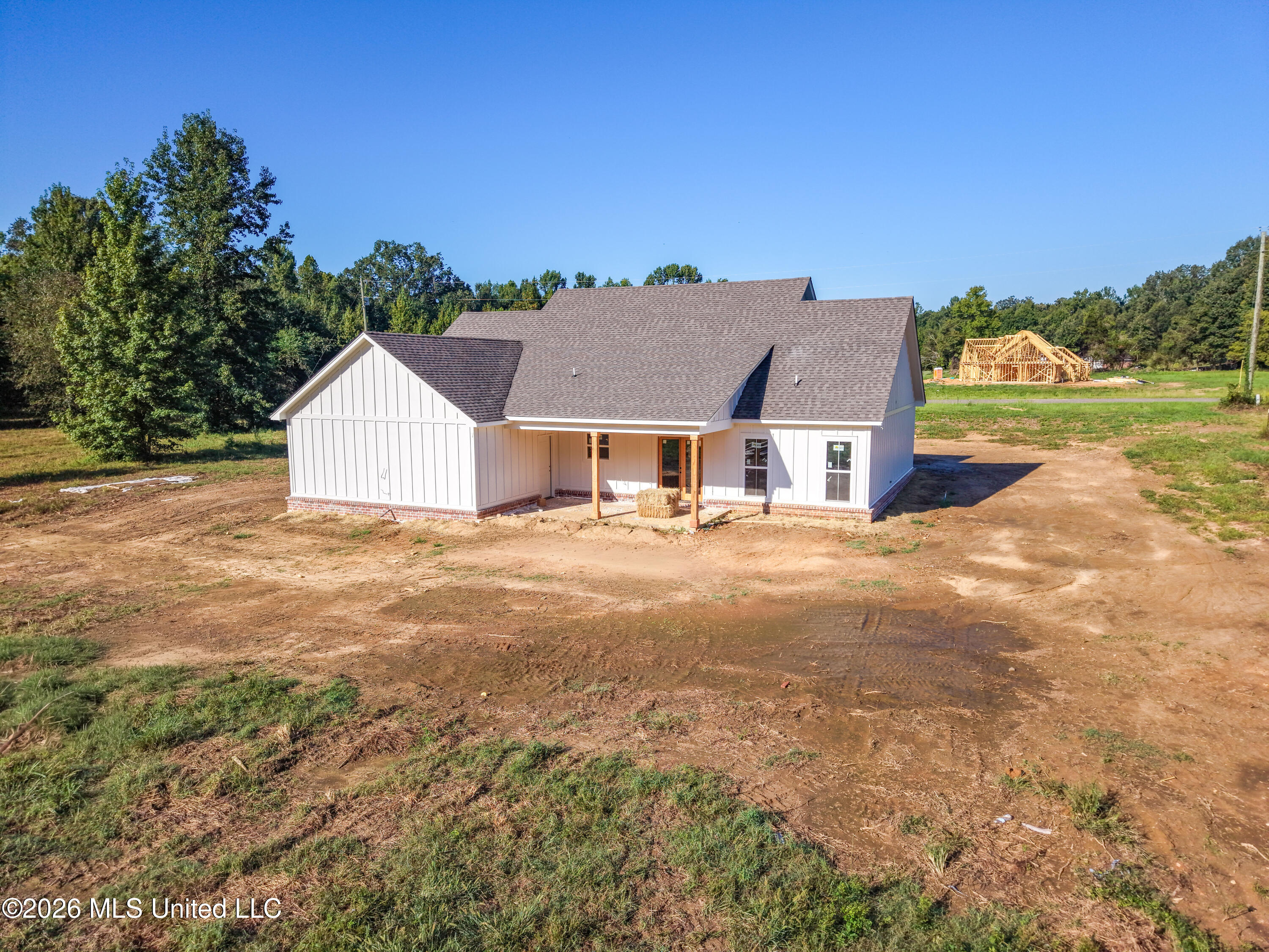 693 Katherine Trail Property Photo 6
