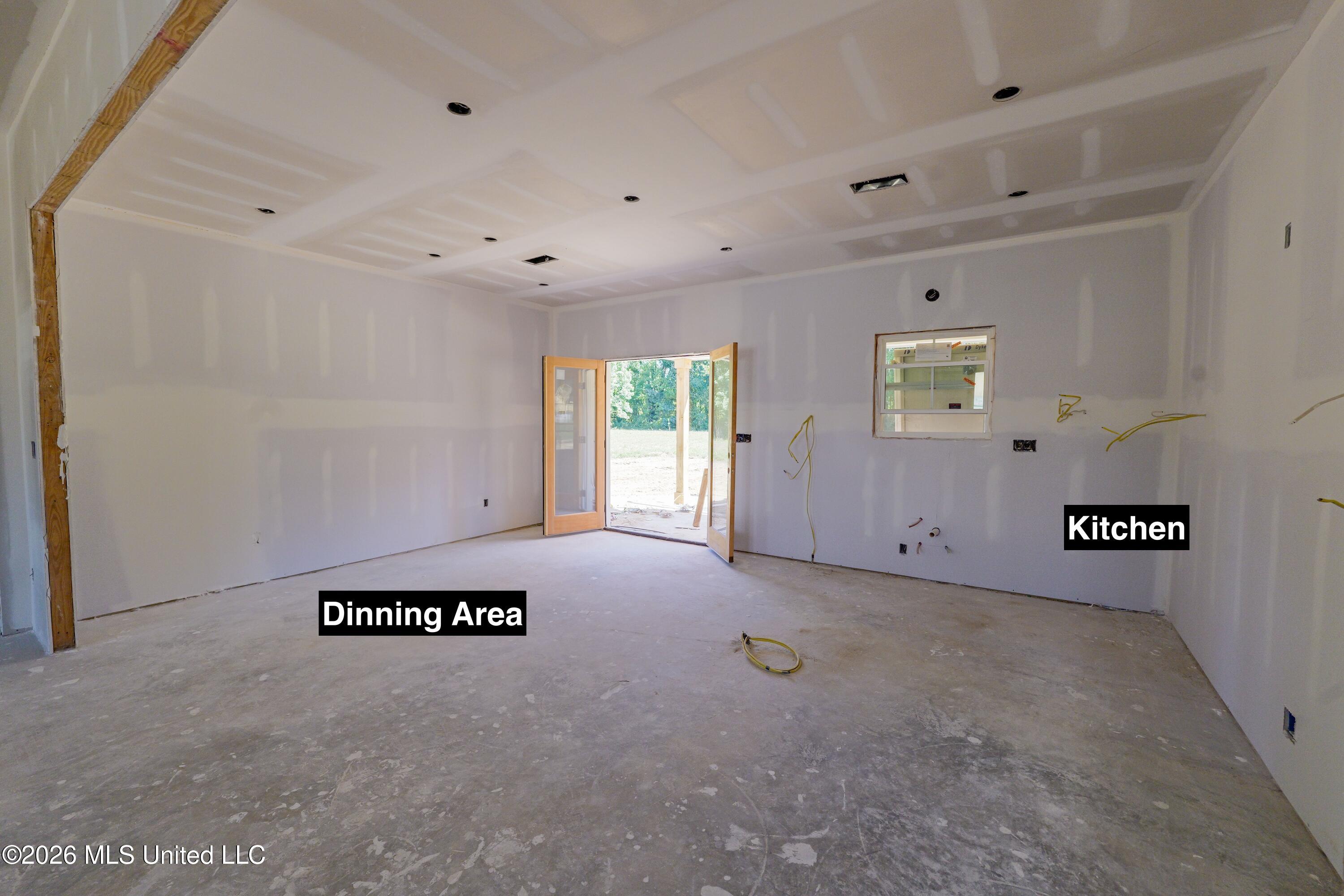 693 Katherine Trail Property Photo 15