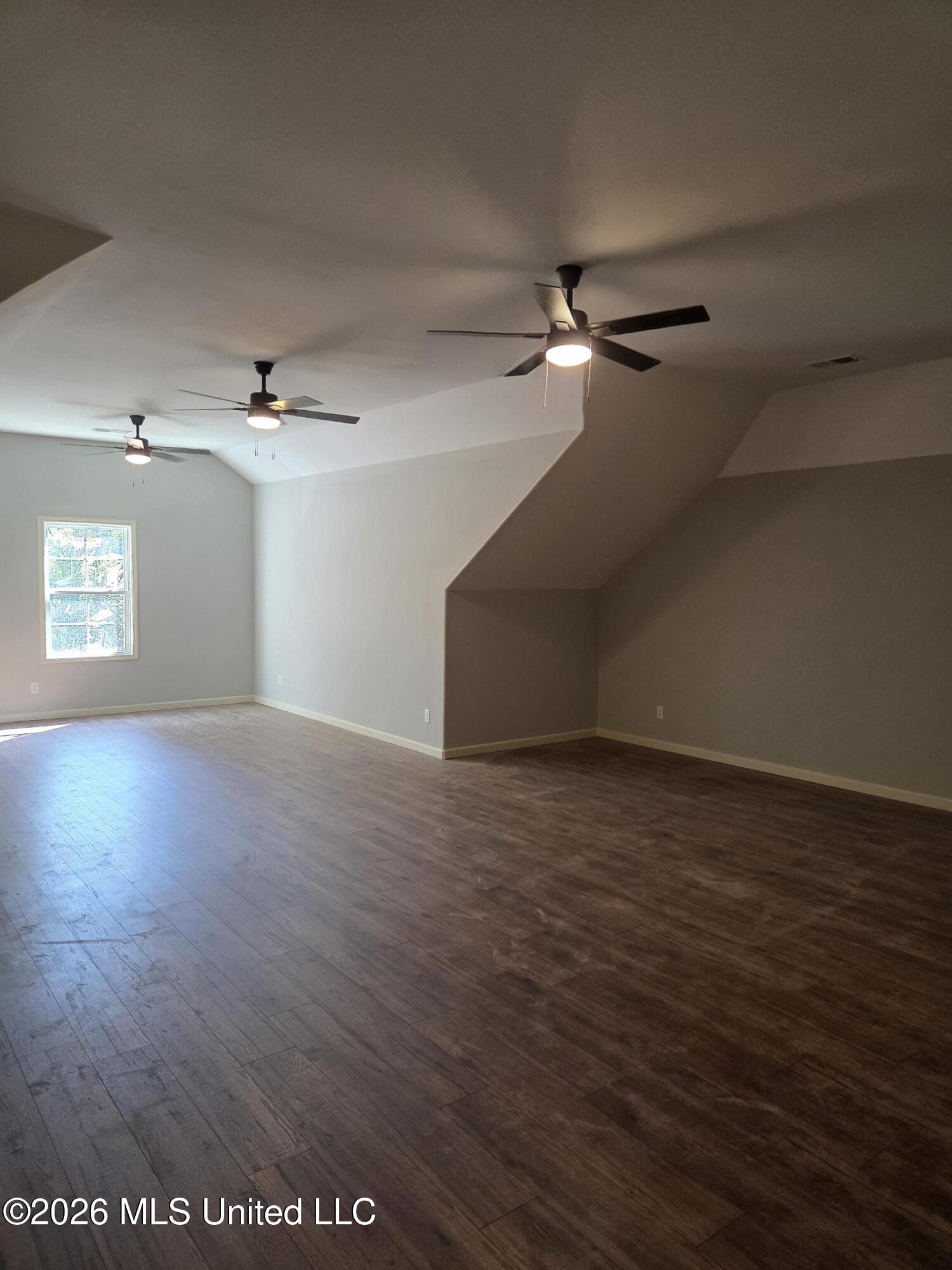 415 S Fenwick Road Property Photo 6