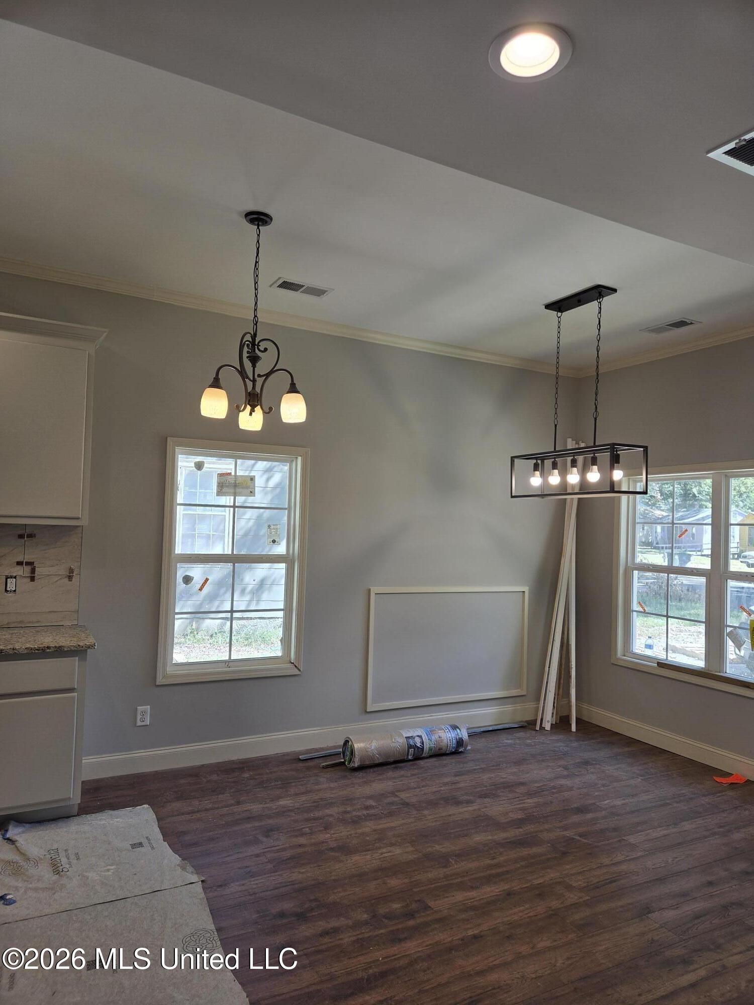 415 S Fenwick Road Property Photo 8