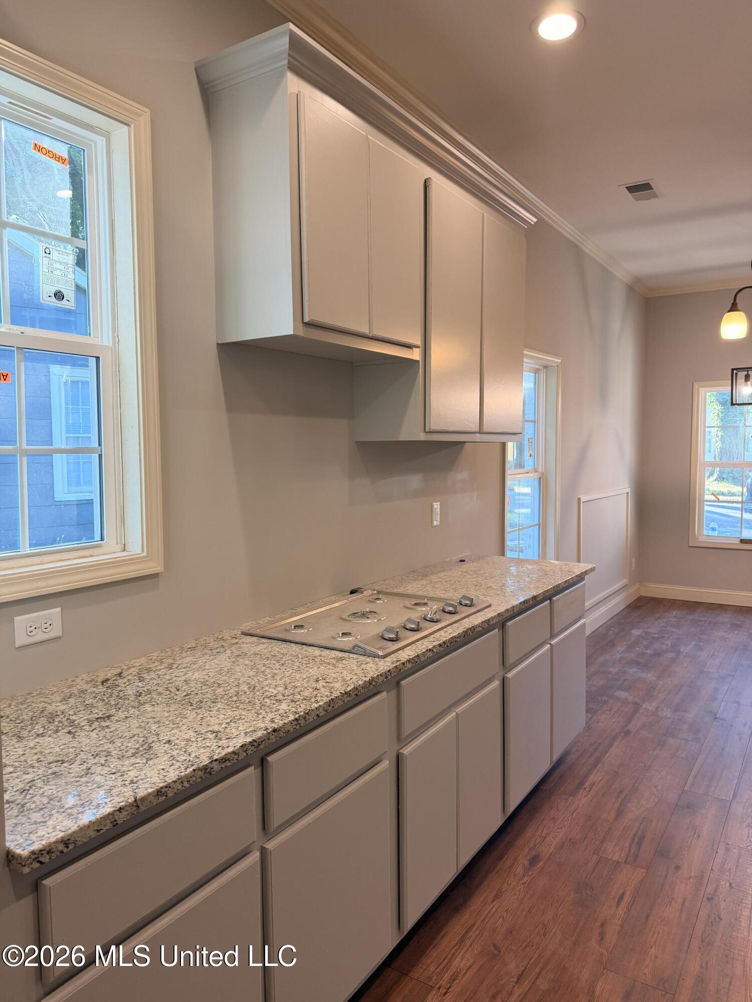 415 S Fenwick Road Property Photo 16