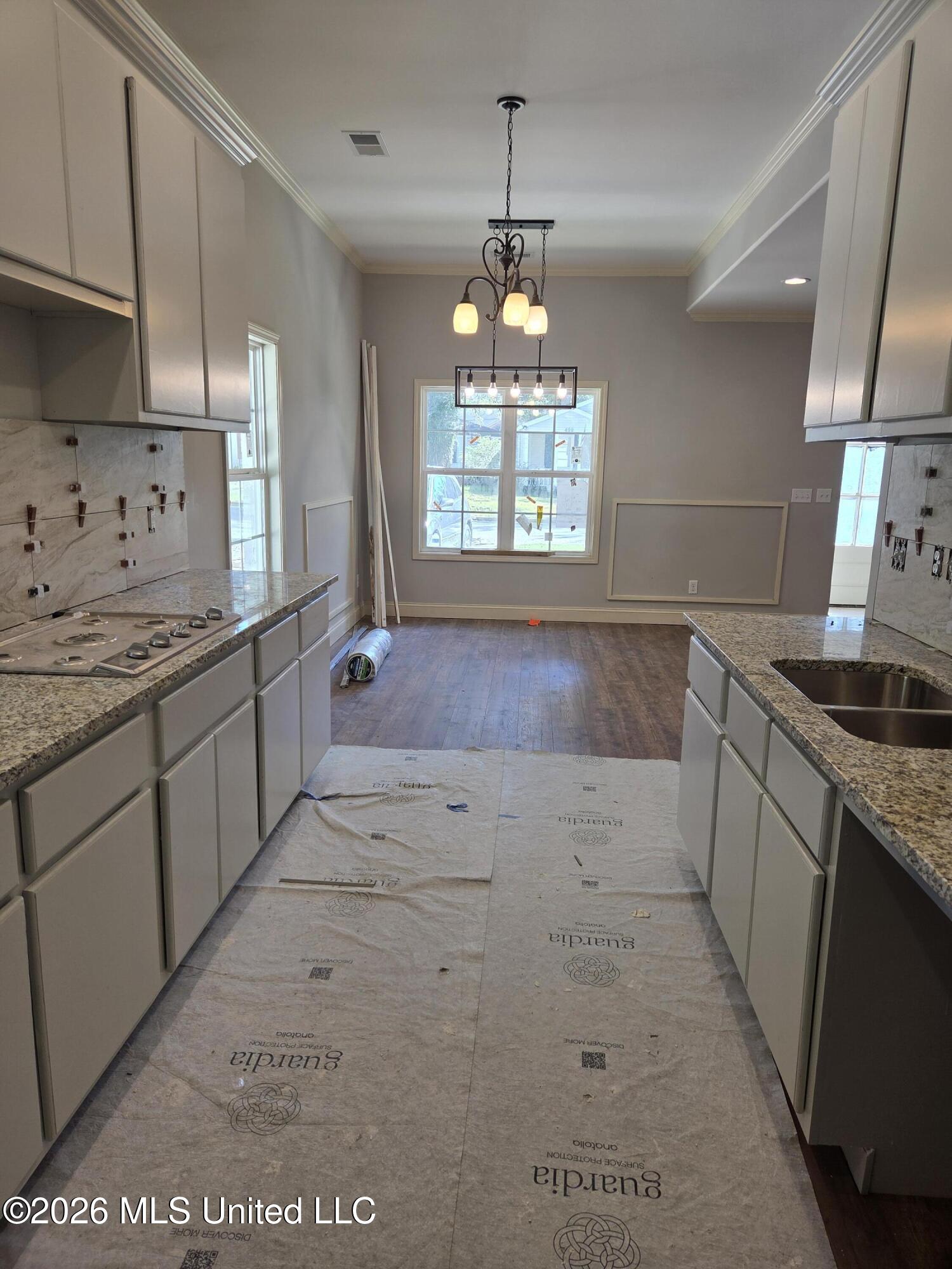 415 S Fenwick Road Property Photo 17