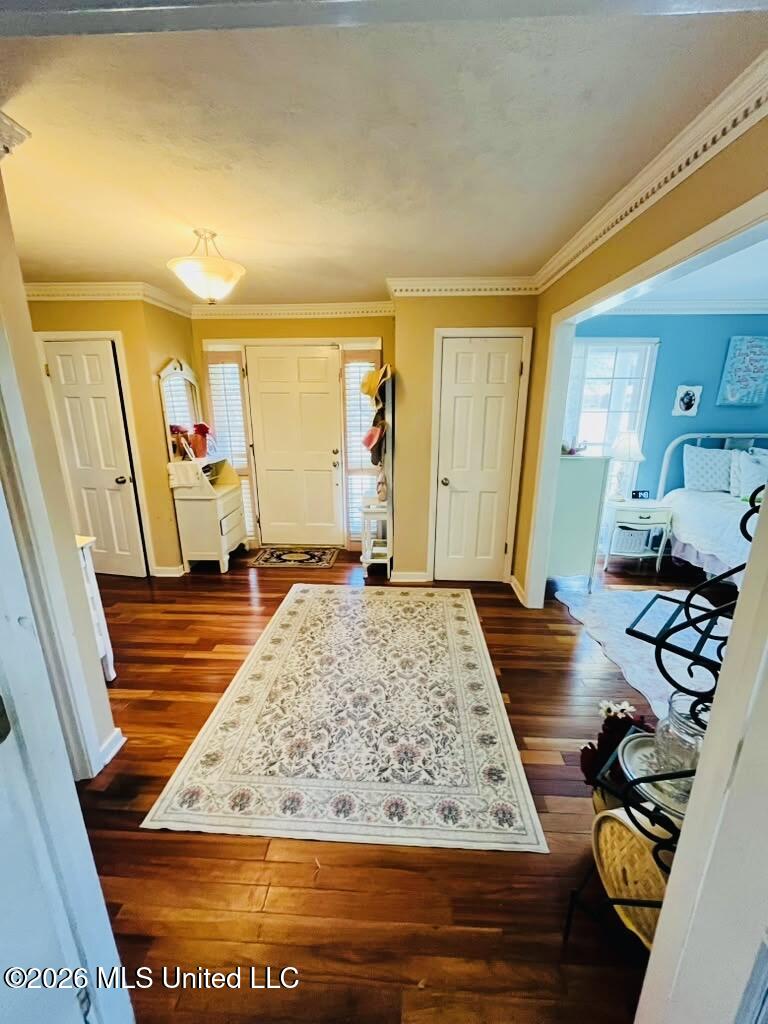 5103 Meadow Oaks Park Drive Property Photo 6