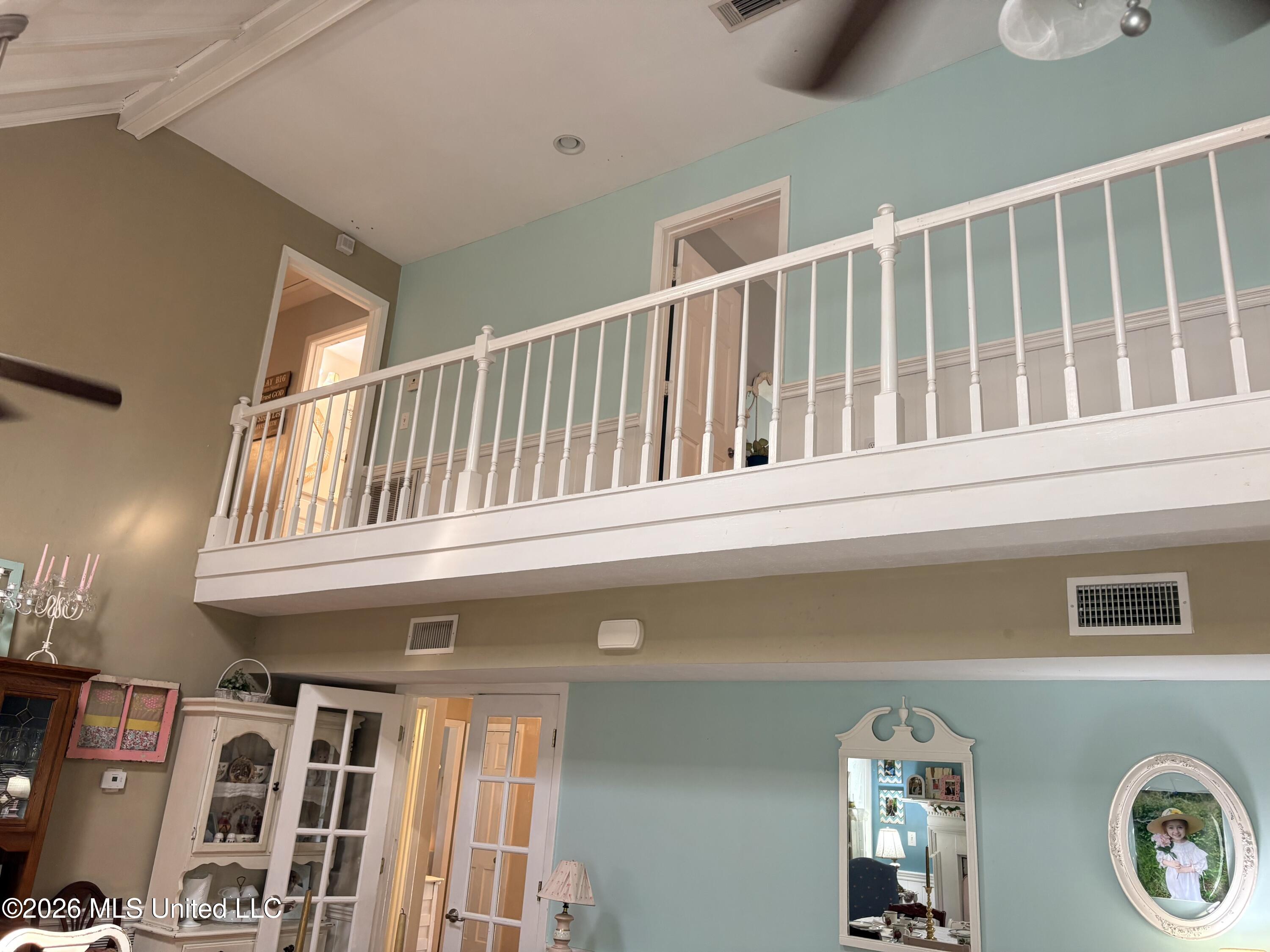 5103 Meadow Oaks Park Drive Property Photo 10
