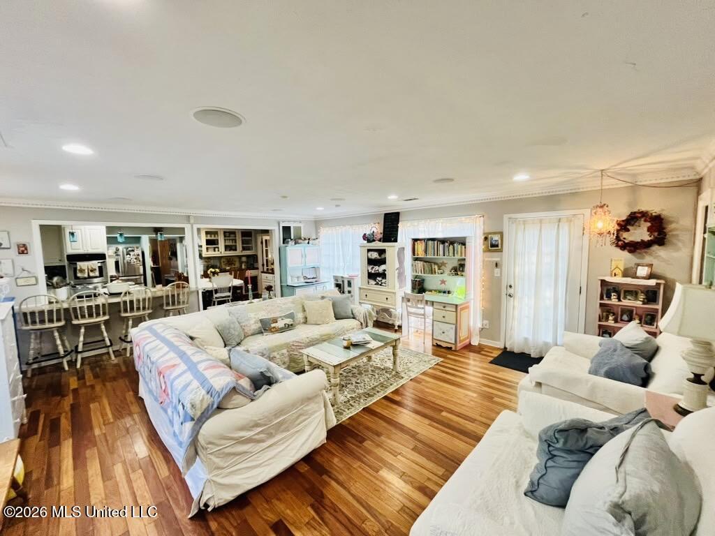 5103 Meadow Oaks Park Drive Property Photo 16