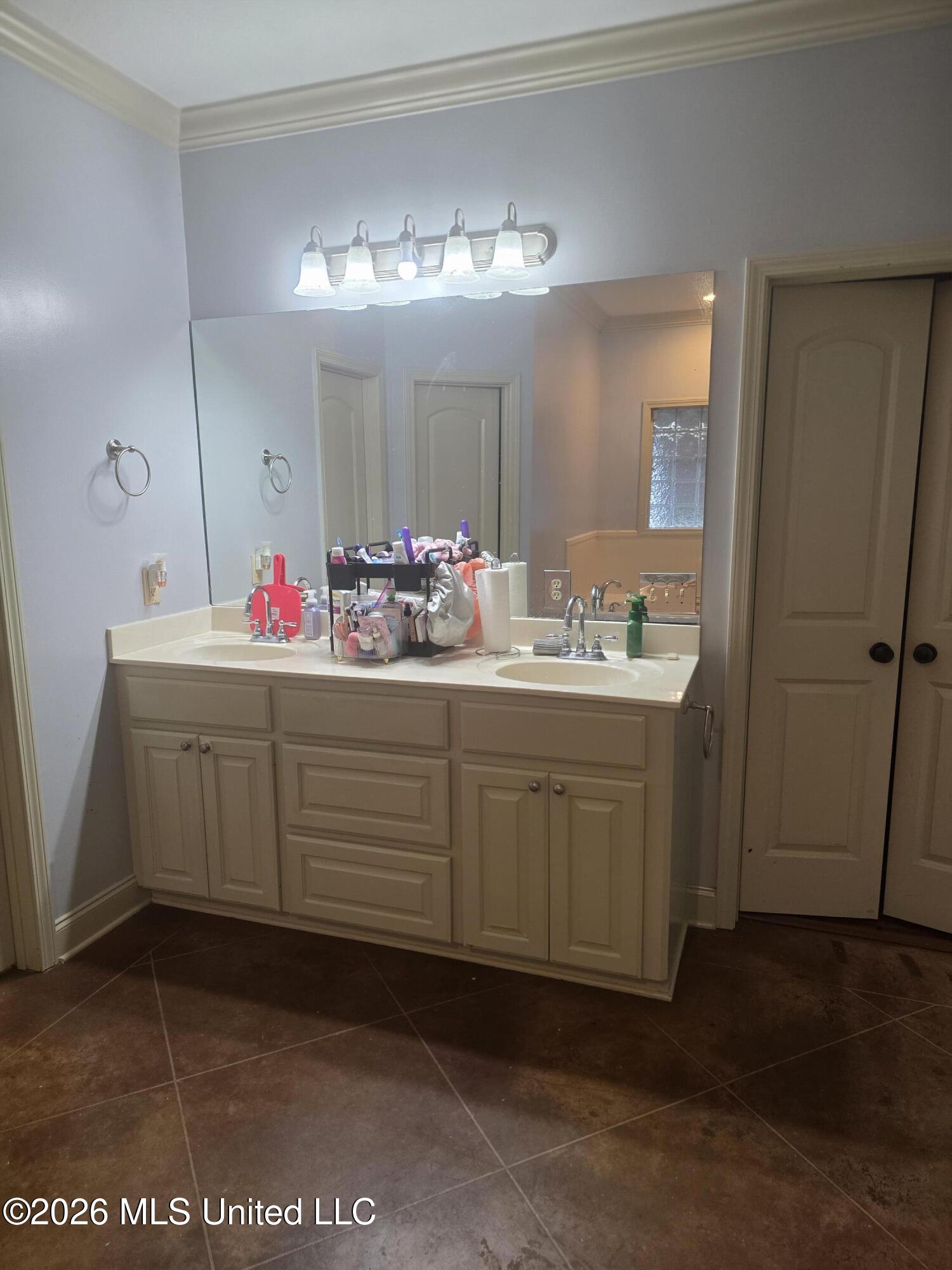 337 Towne Street Property Photo 13