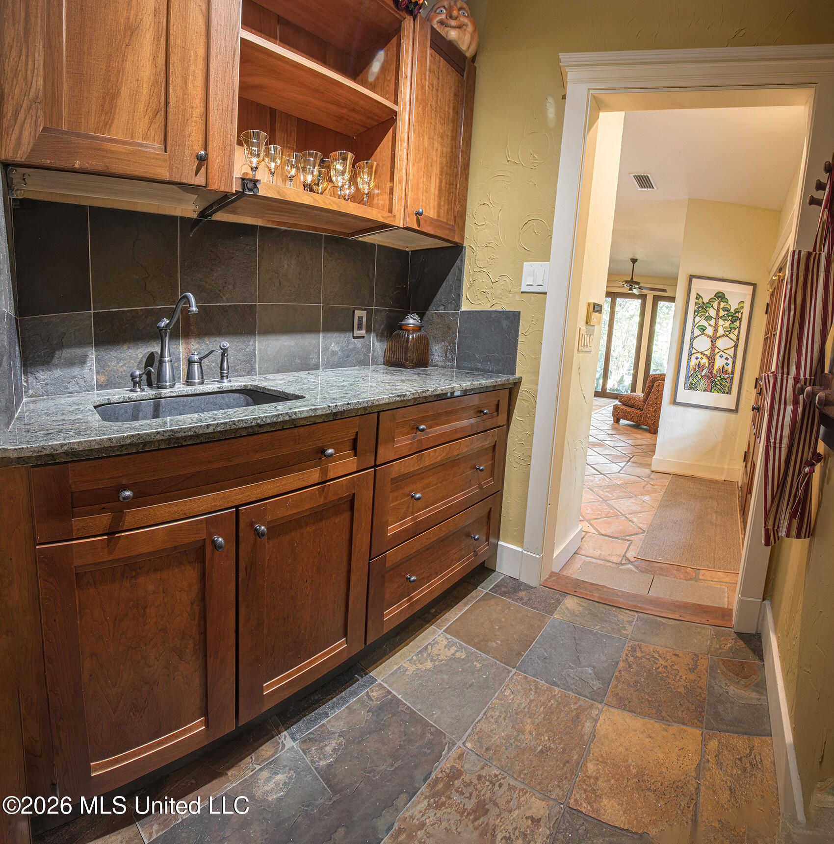 414 General Pershing Avenue Property Photo 22