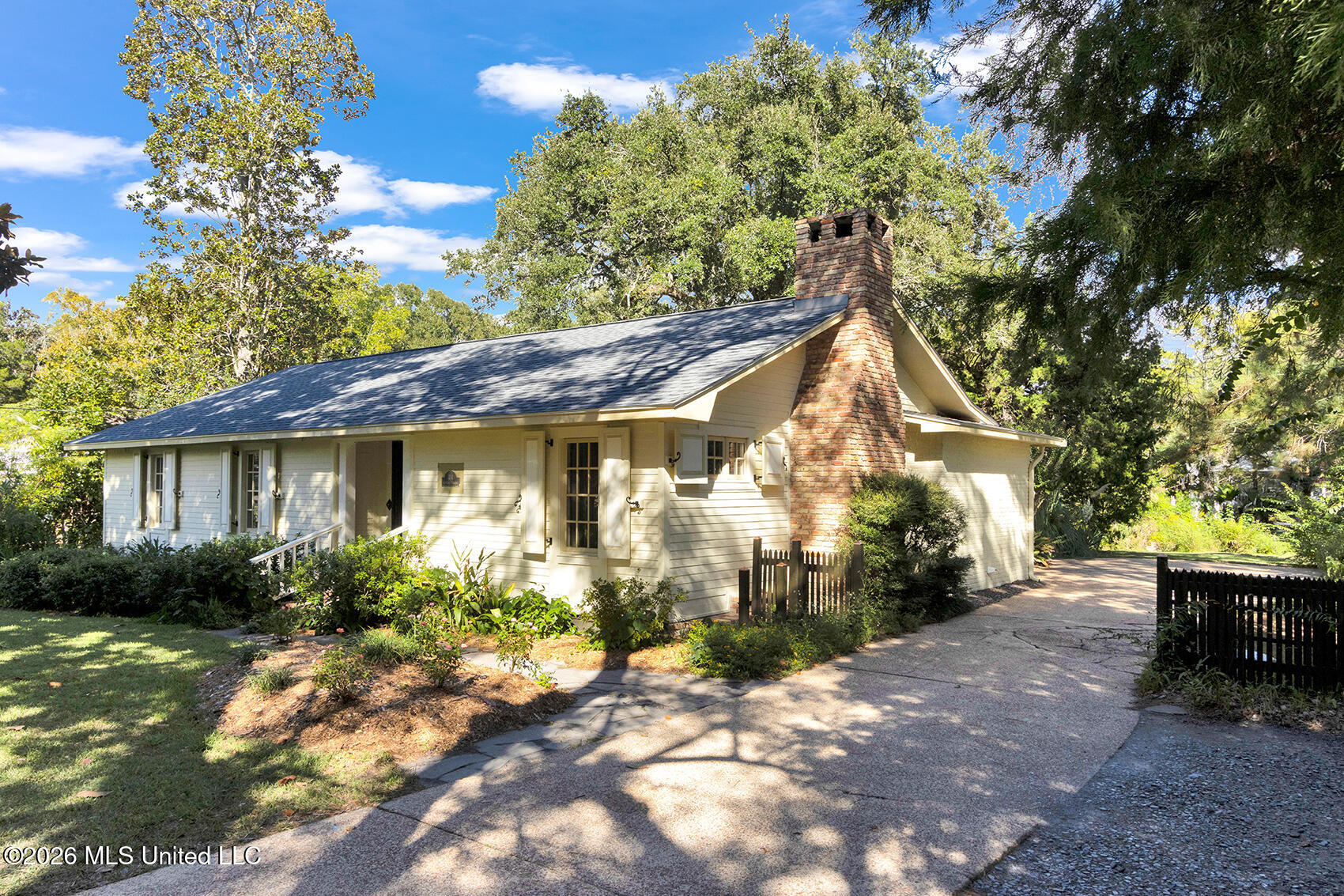 414 General Pershing Avenue Property Photo 71