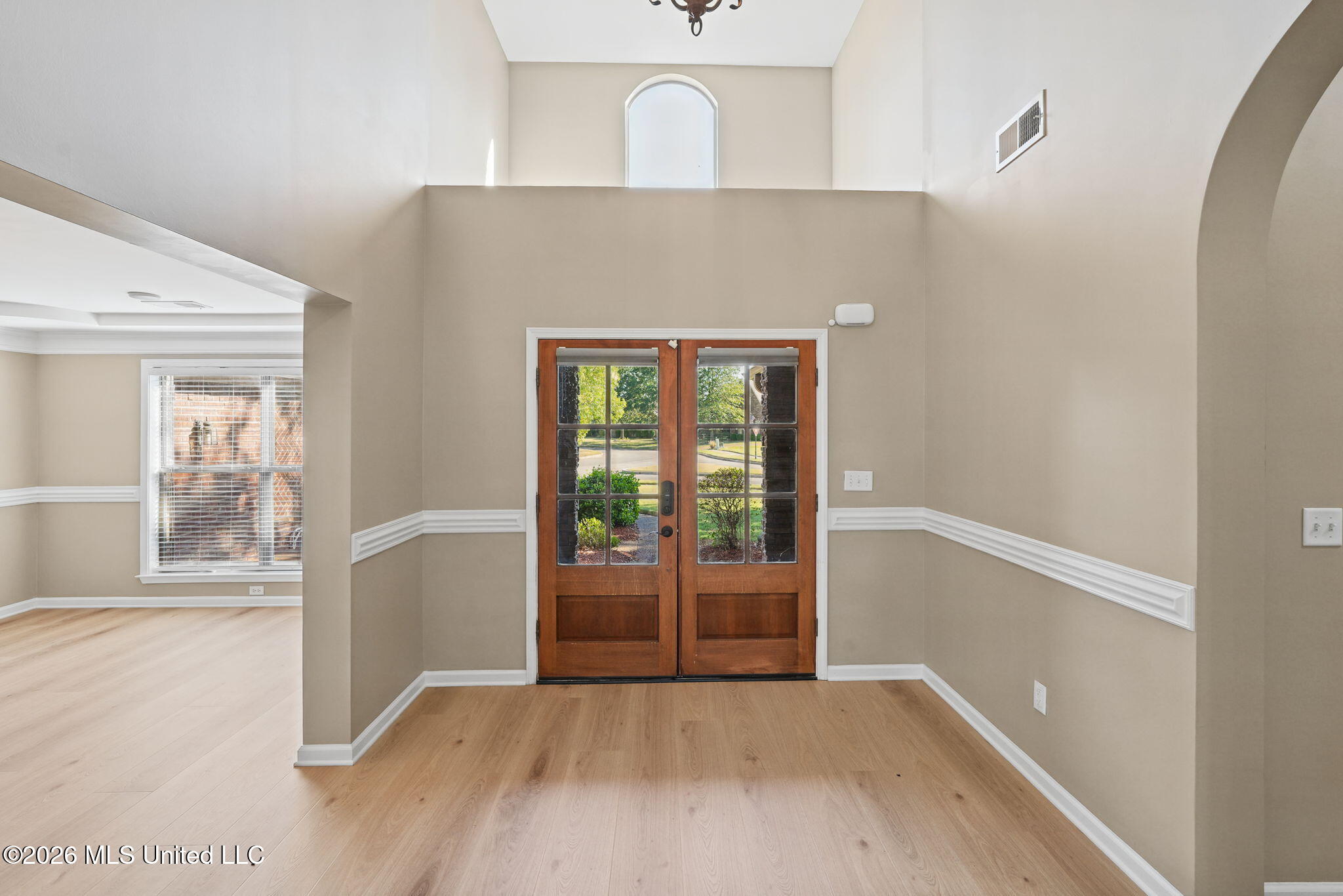 5565 Savannah Parkway Property Photo 2