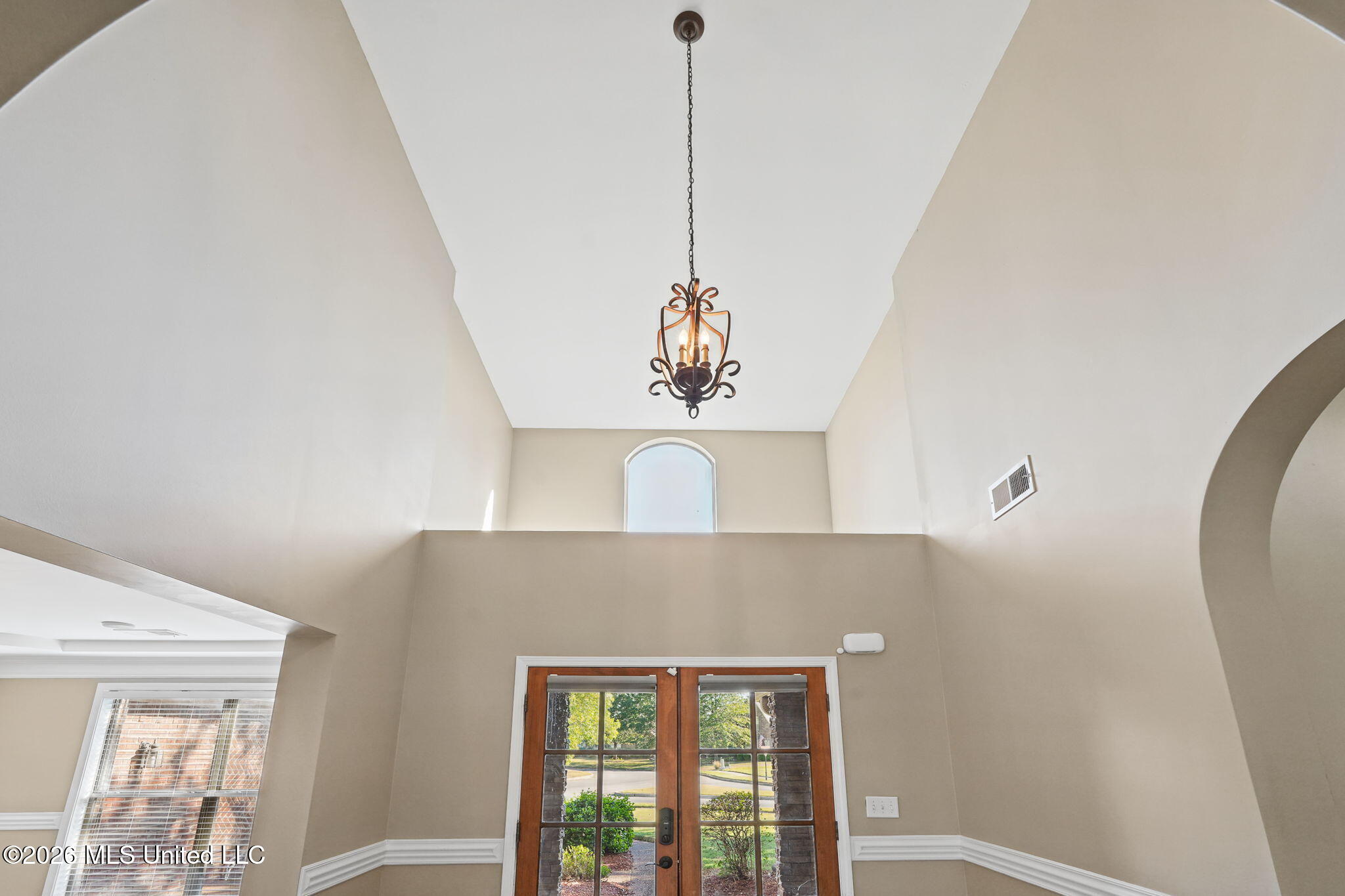 5565 Savannah Parkway Property Photo 10
