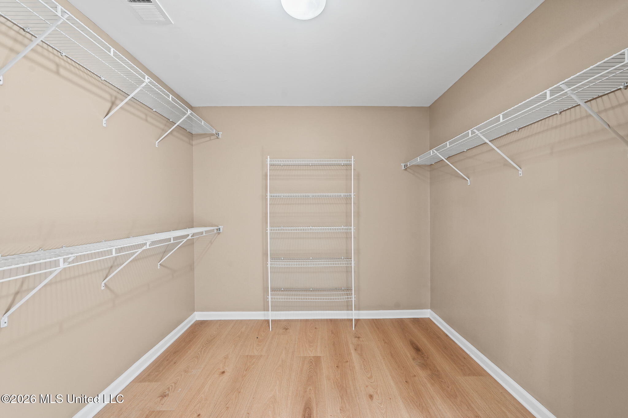 5565 Savannah Parkway Property Photo 30