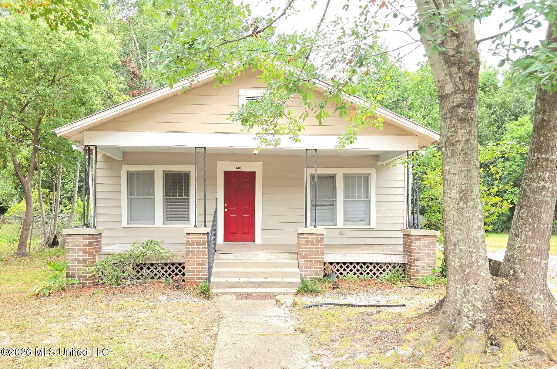 507 W Magnolia Street Property Photo 1